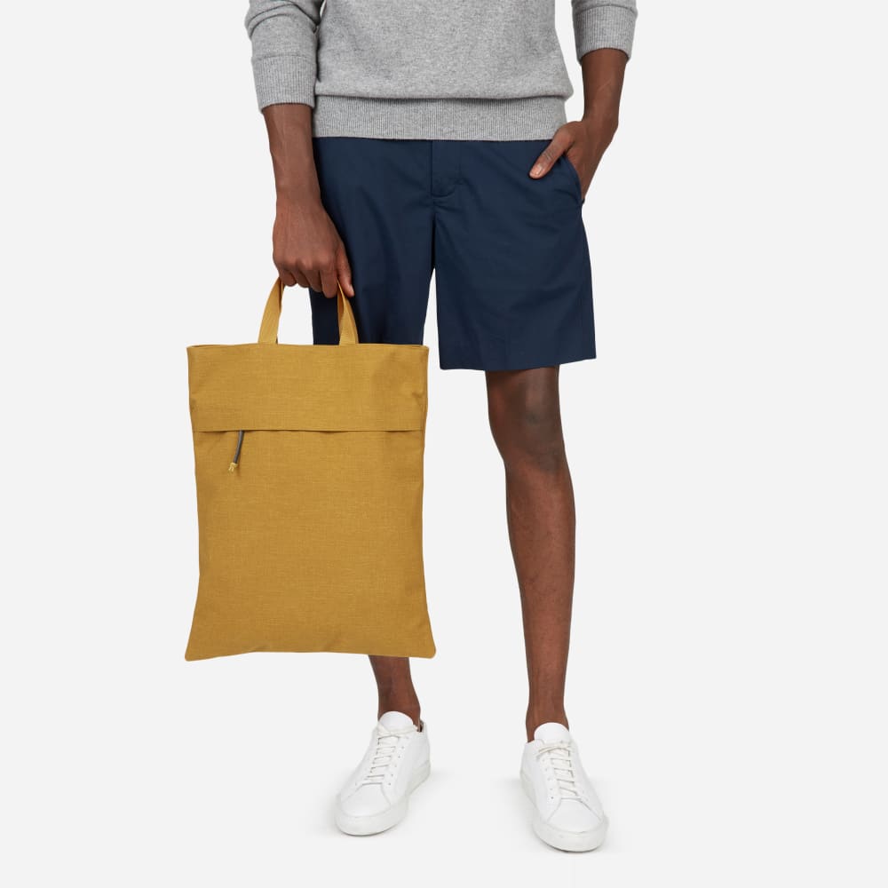 everlane magazine tote