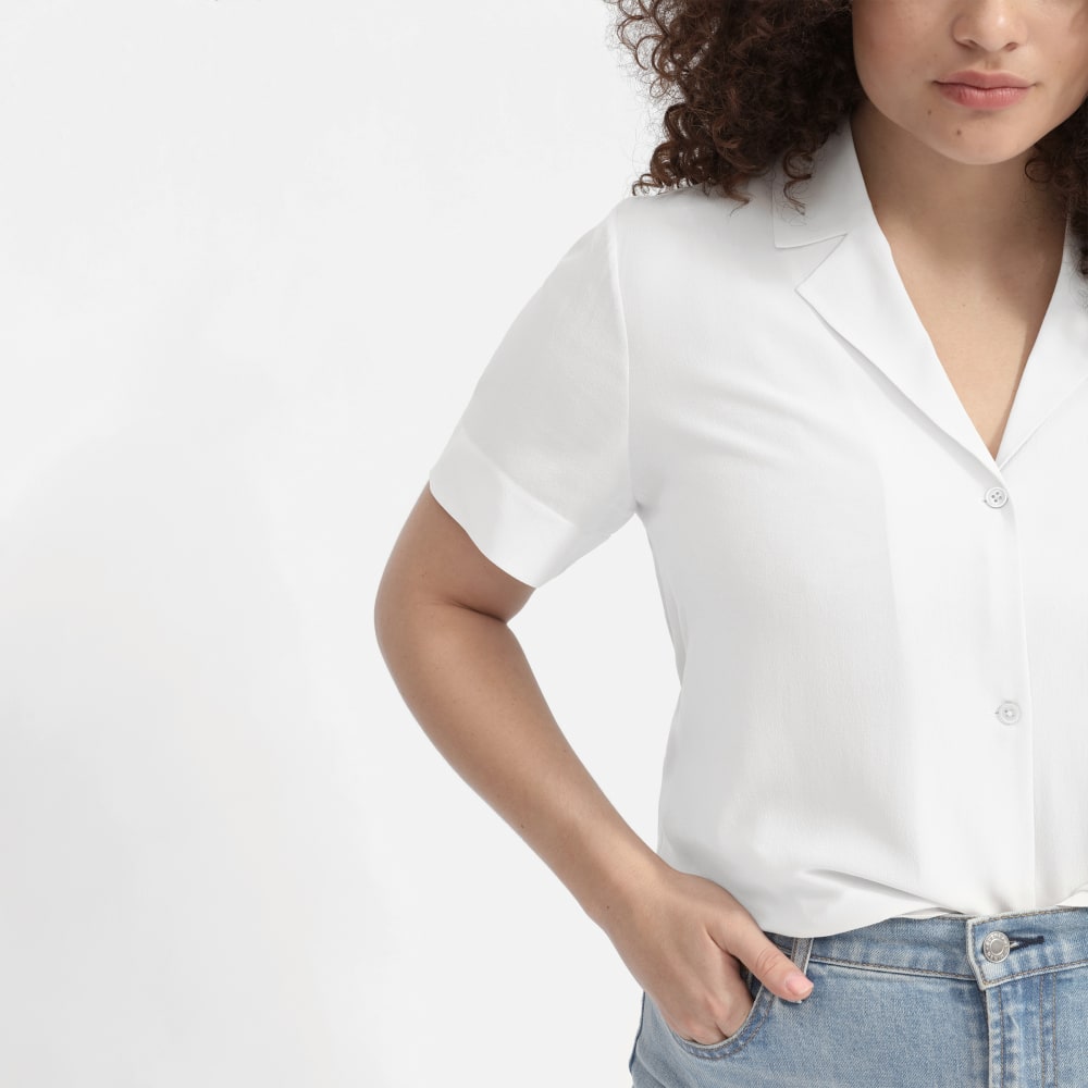 The Clean Silk Short-Sleeve Notch Shirt