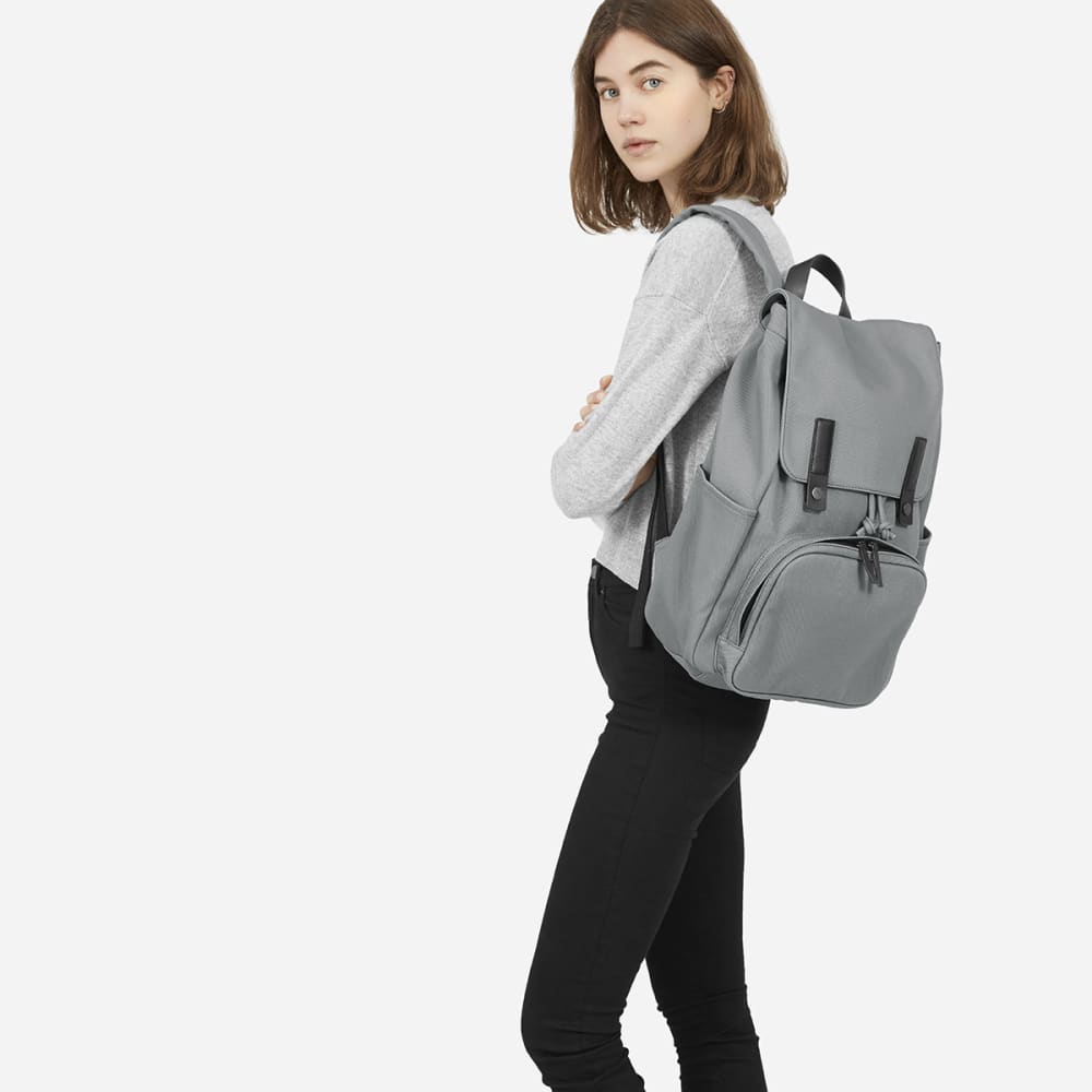 everlane modern snap backpack review
