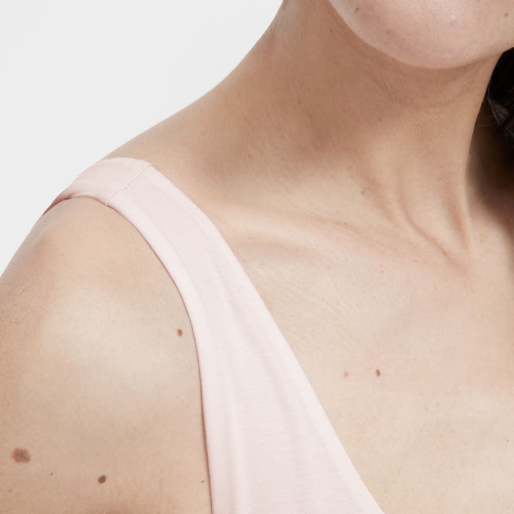 everlane tank bra review