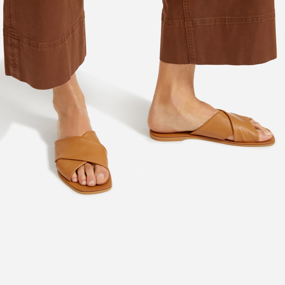 everlane day crossover sandal