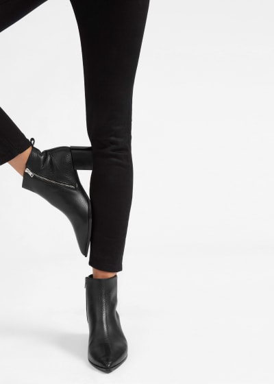 Women's Shoes - Boots, Flats, Heels 