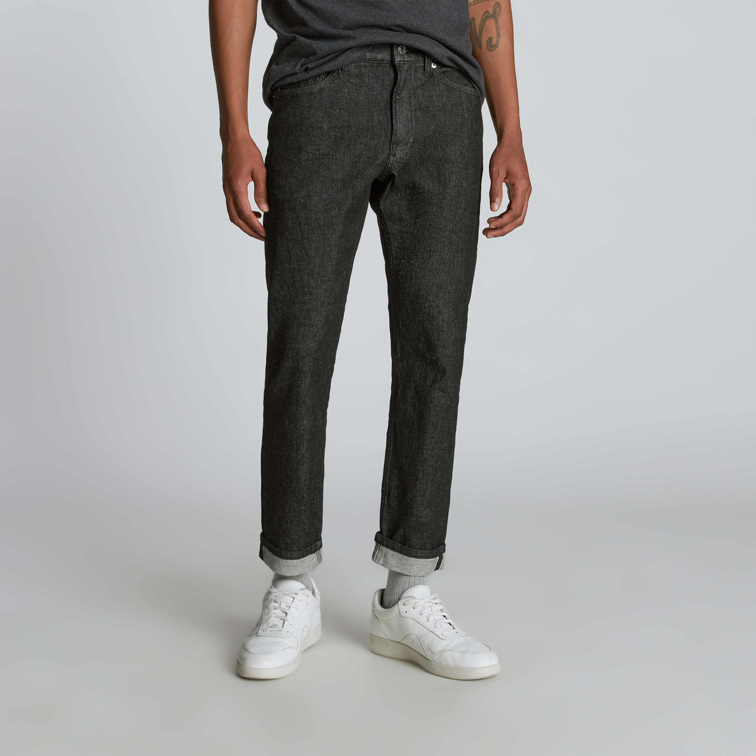 men's selvedge slim fit jean by everlane in black rinse, size 28x28