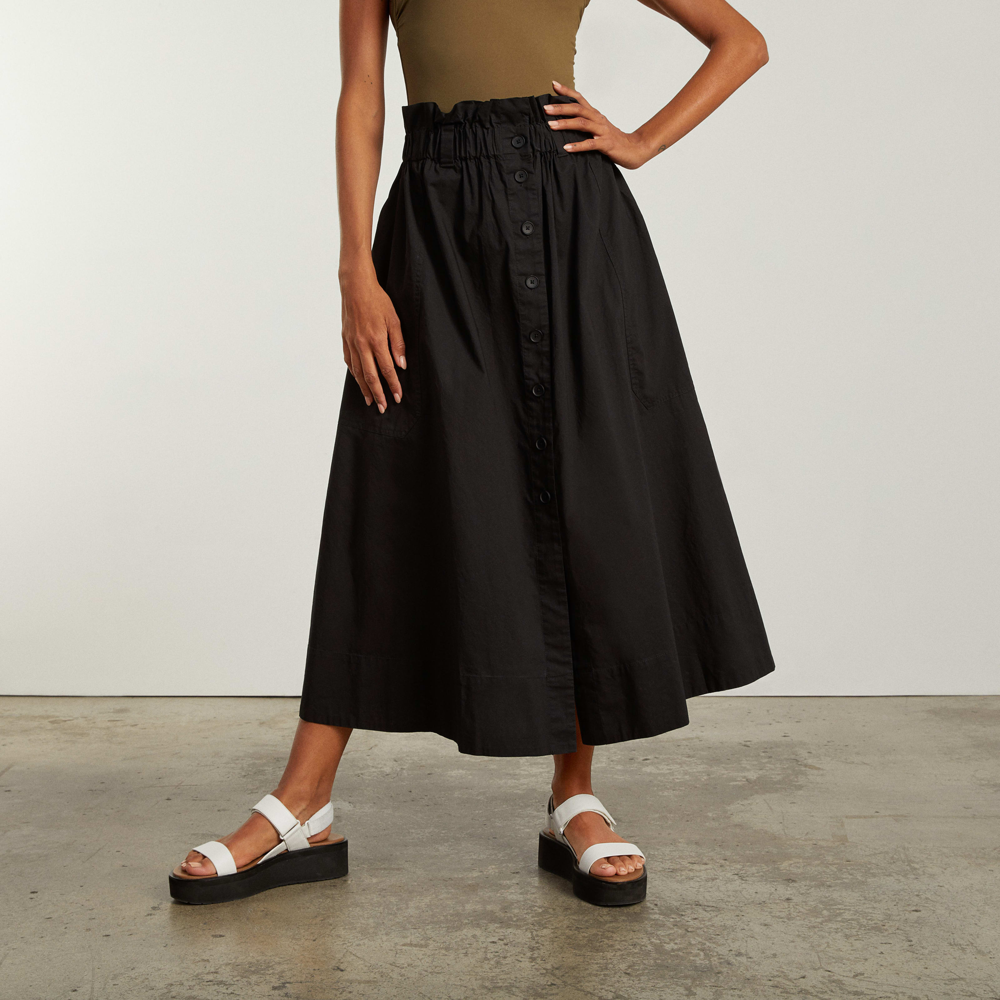 Women's Easy Button-Front Skirt by Everlane in Black, Size L