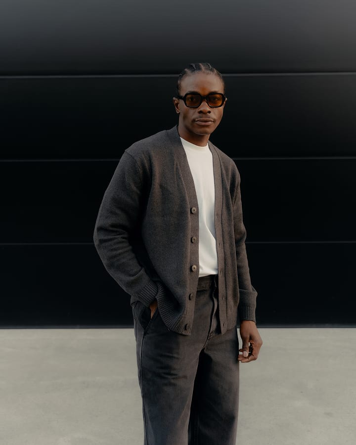 Everlane pic description