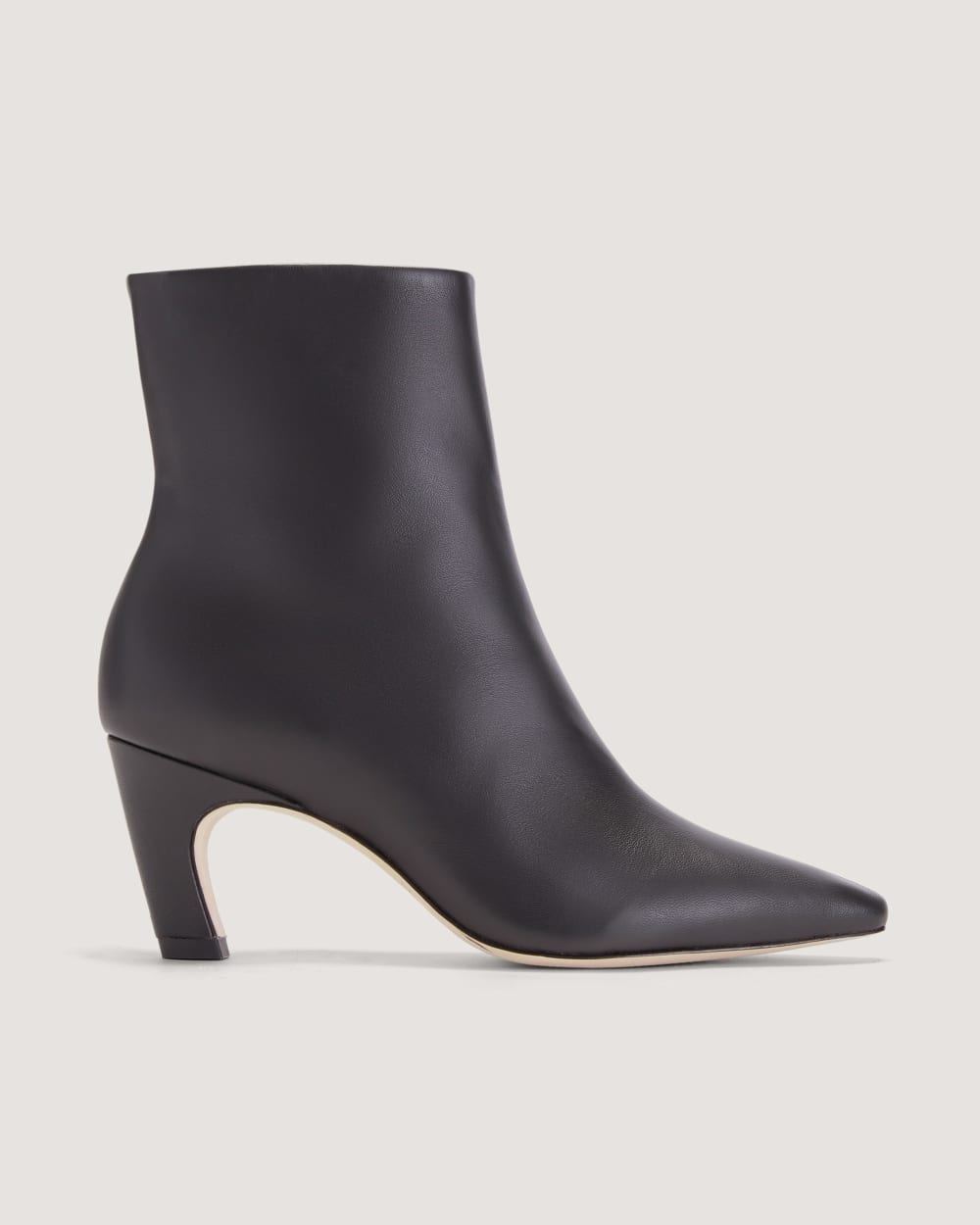 The Short Banana Boot Black Everlane