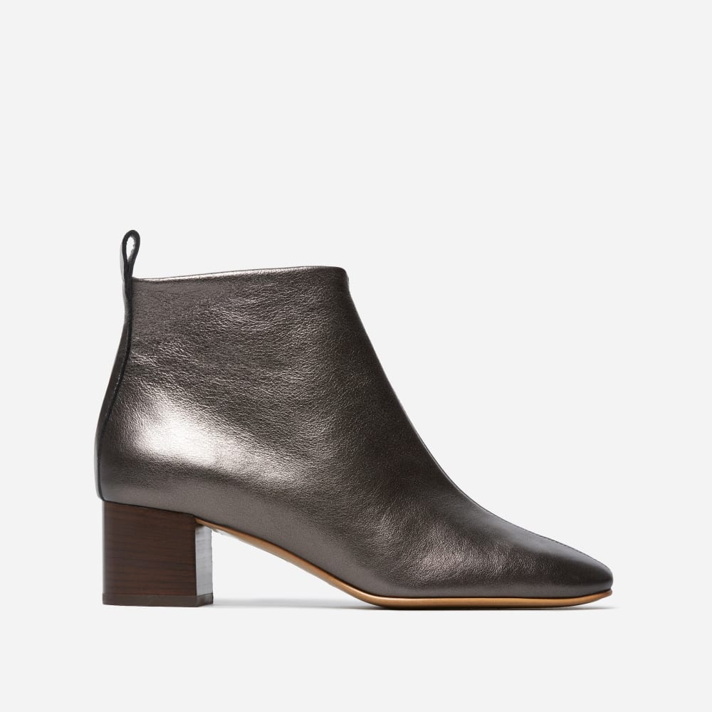 everlane day boot white