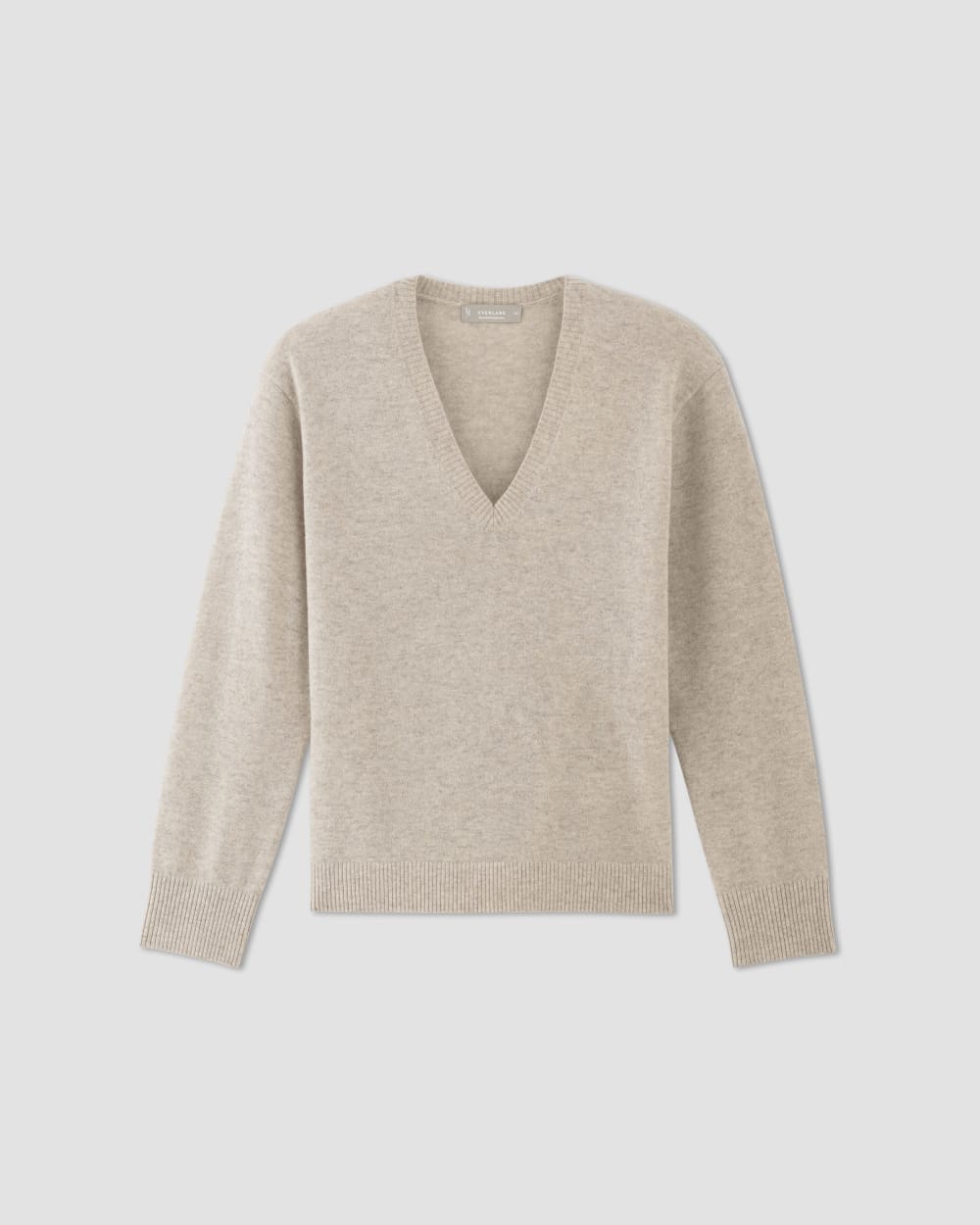 The Cashmere Relaxed V-Neck Canvas – Everlane