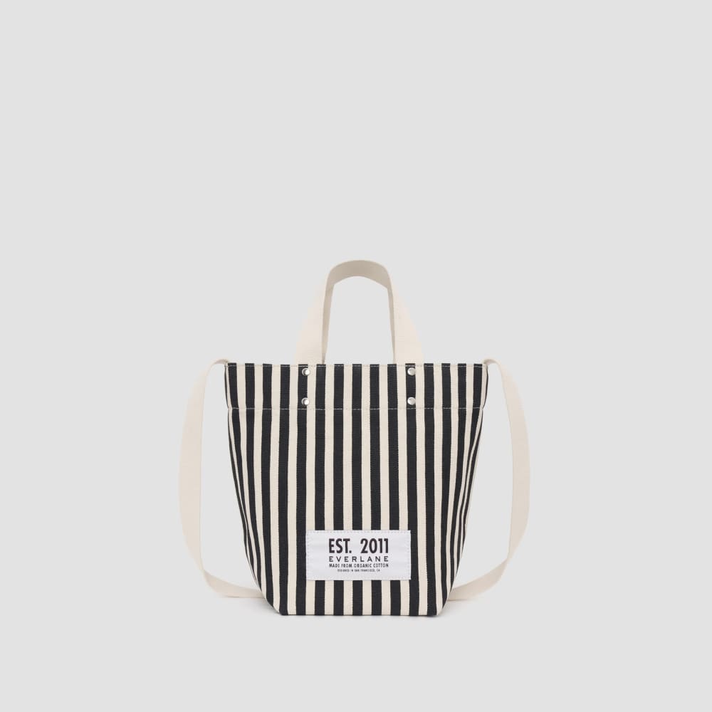 Everlane shopper bag store
