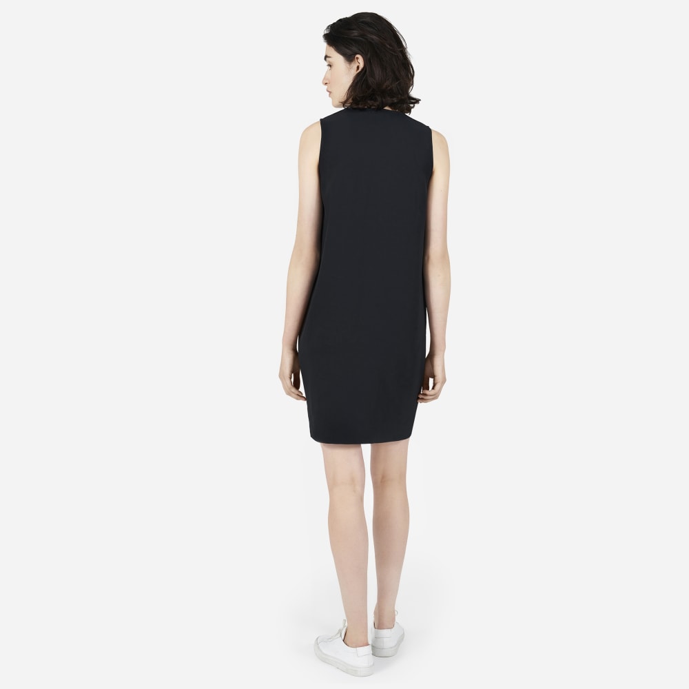 The Japanese GoWeave Sleeveless V-Neck 
