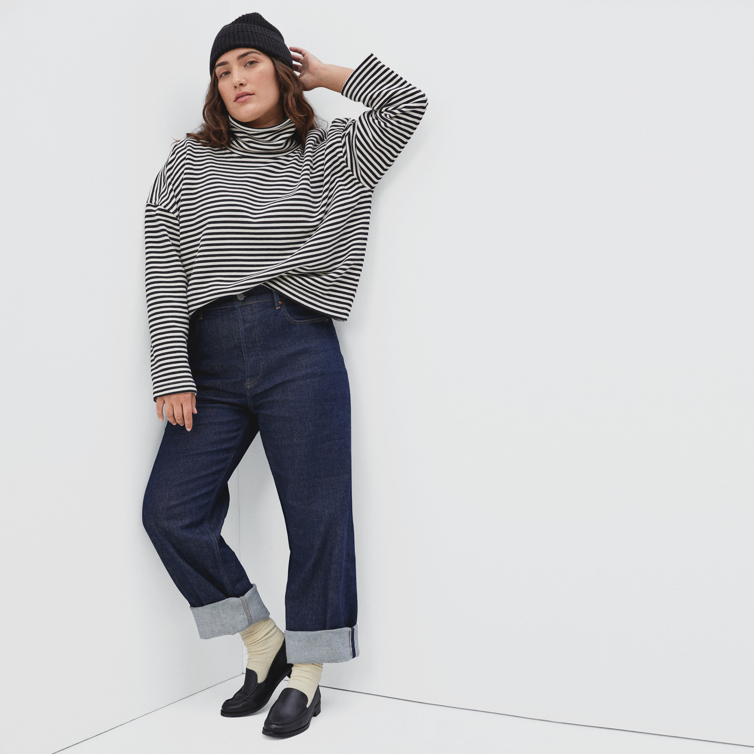 The Turtleneck Sweatshirt Black / White 