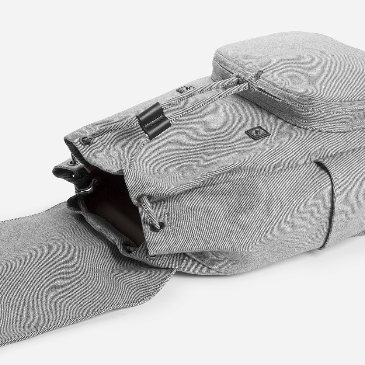 everlane twill snap backpack