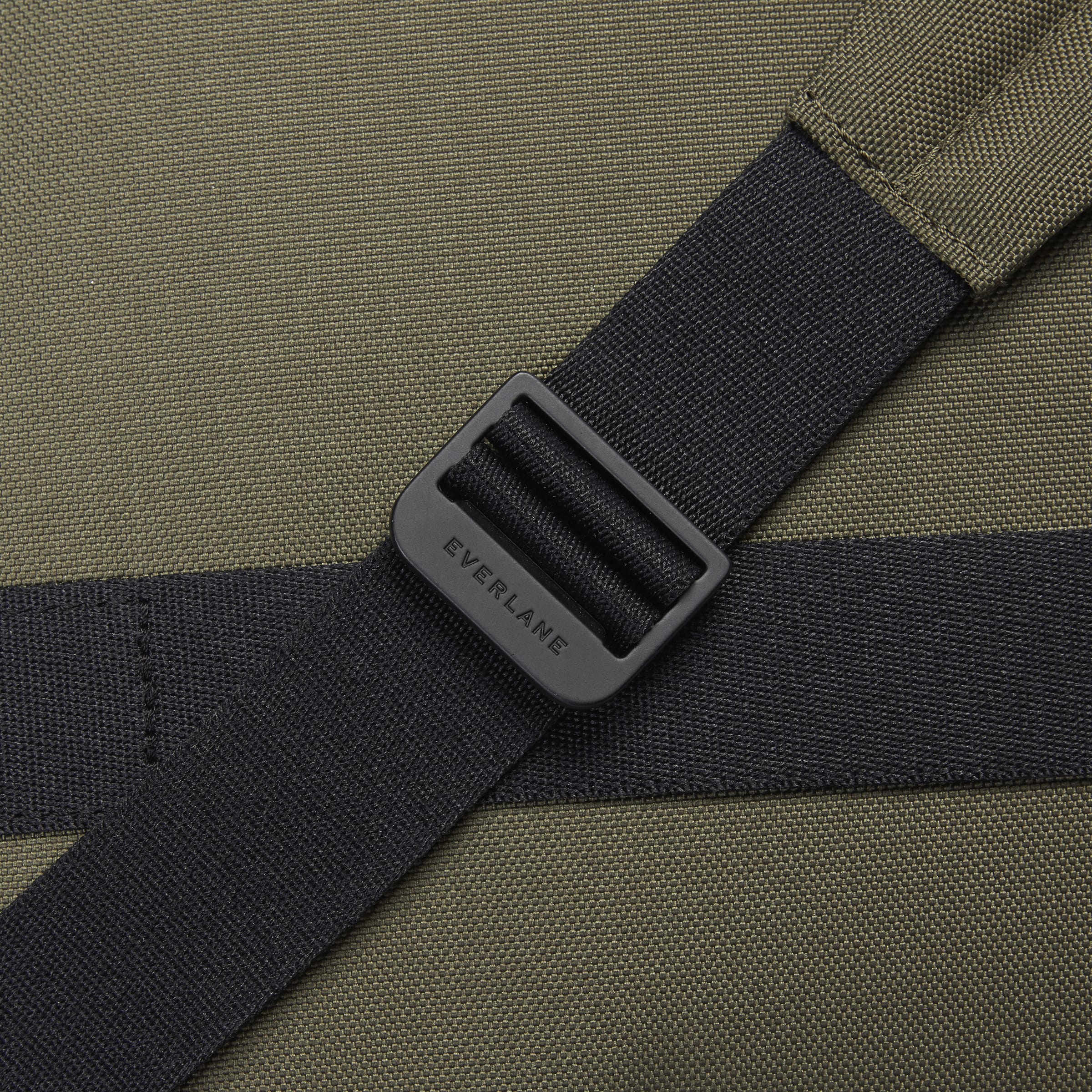 Everlane hotsell messenger bag