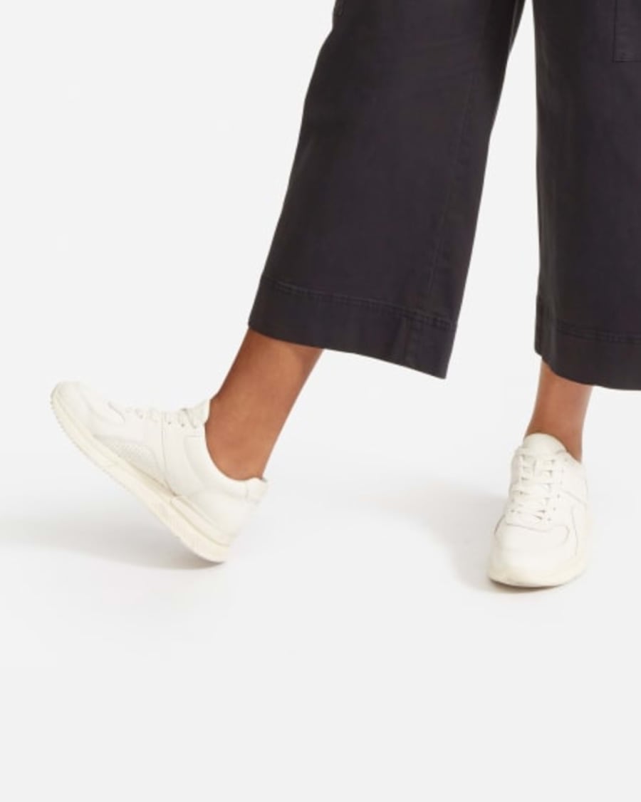 everlane trainer off white