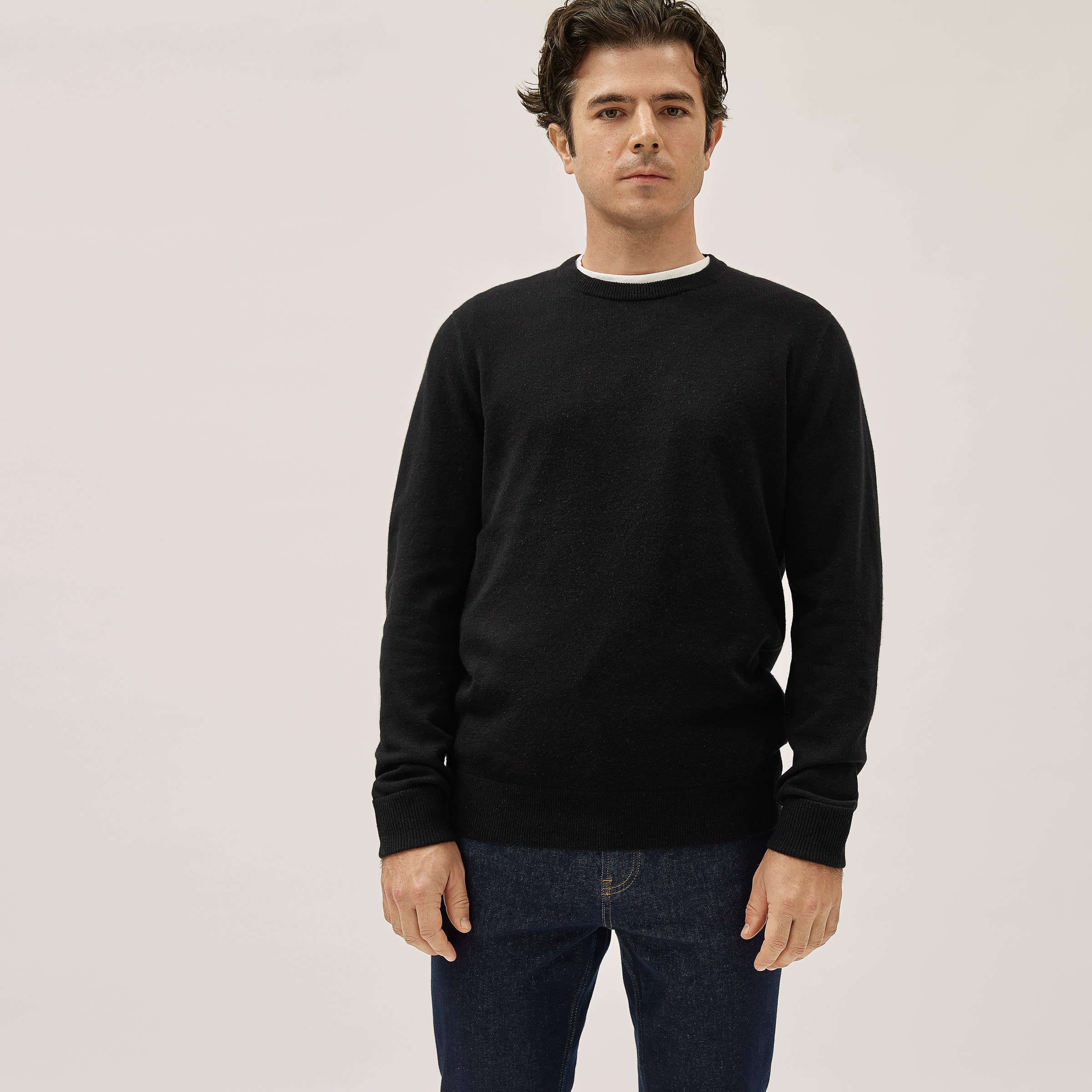 Everlane Men's Grade-a Cashmere Crew Neck Sweater in Black, Size Large