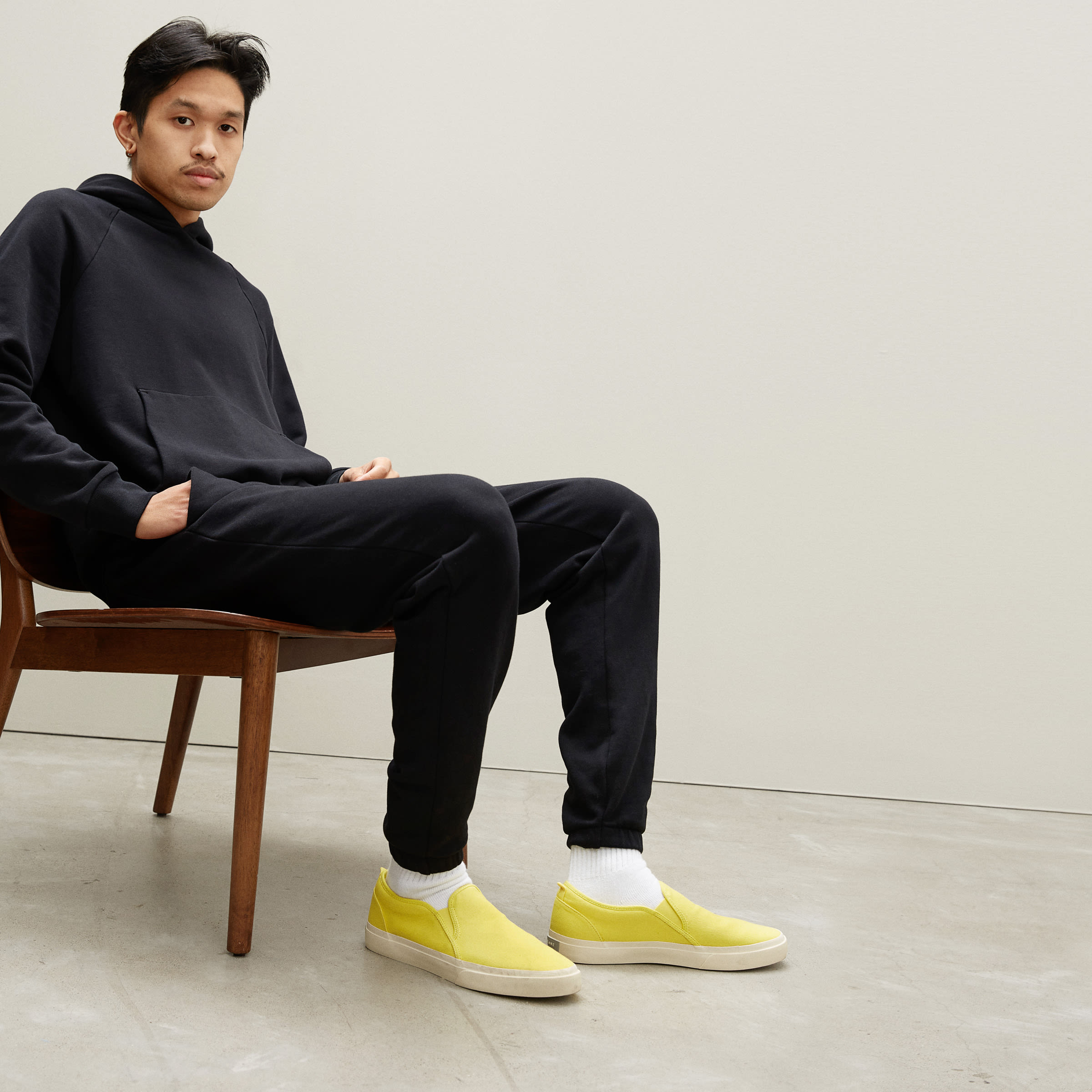 Everlane slip on sneakers 2025