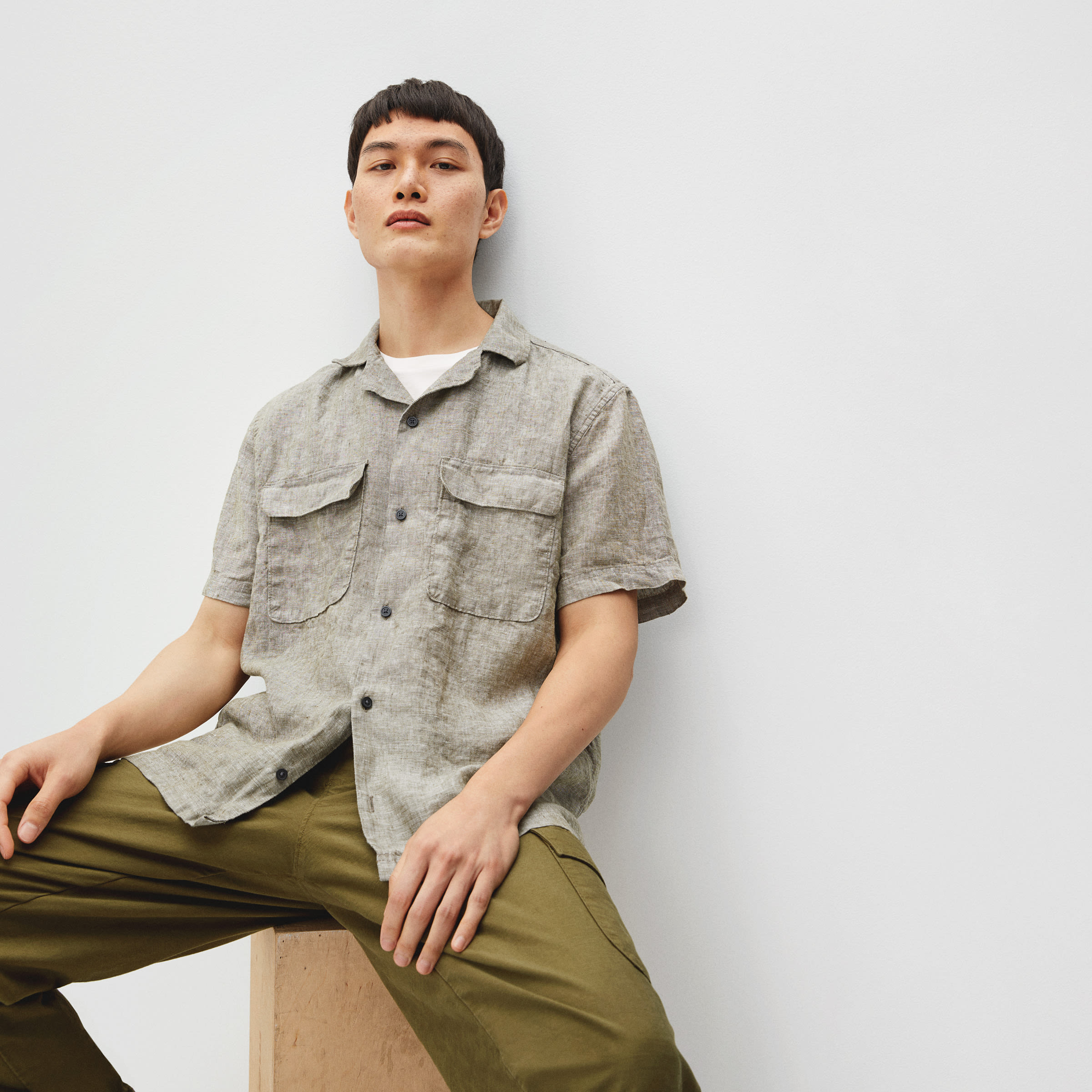 The Linen Camp Shirt Dark Olive / White 