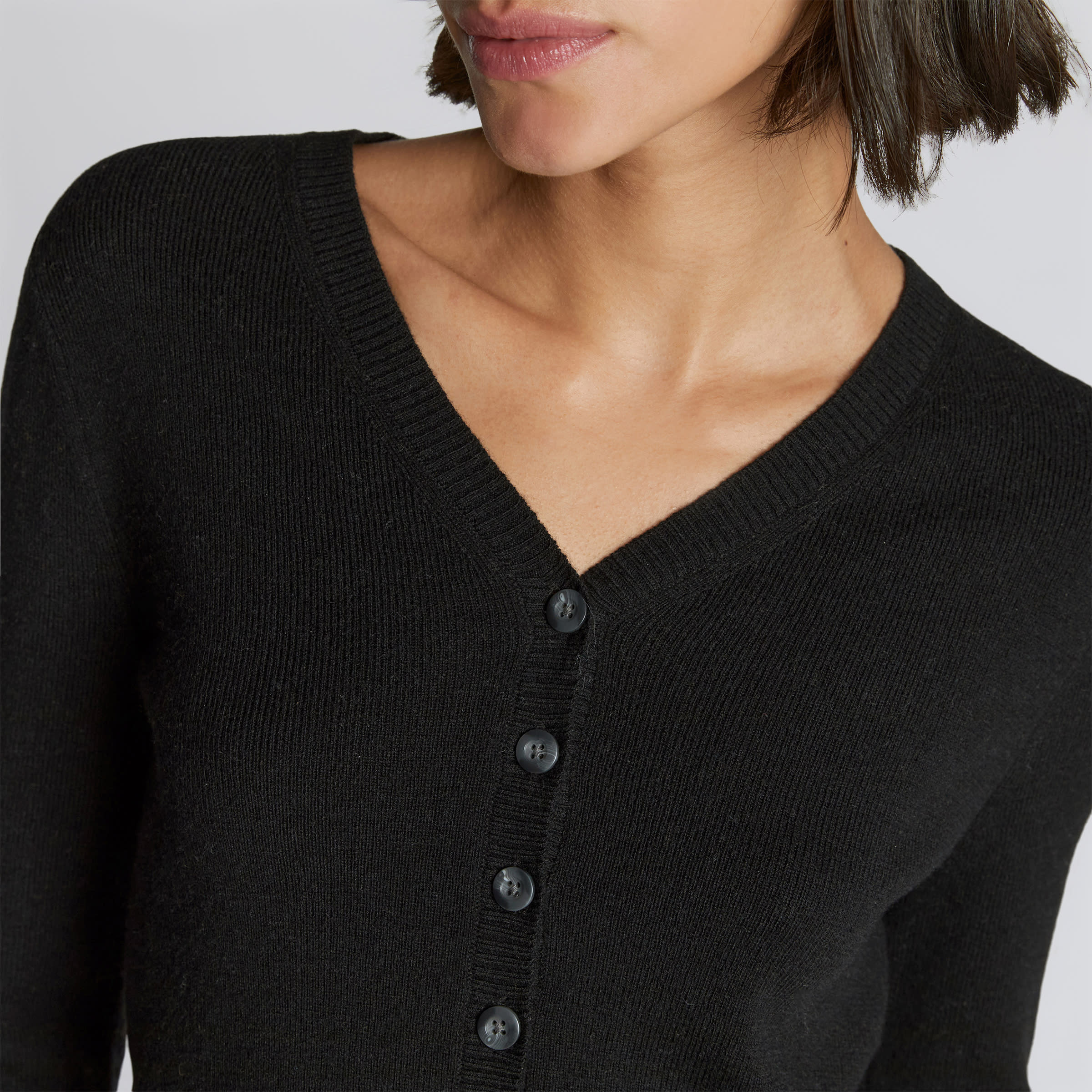 The Luxe Merino Cardigan Black Everlane