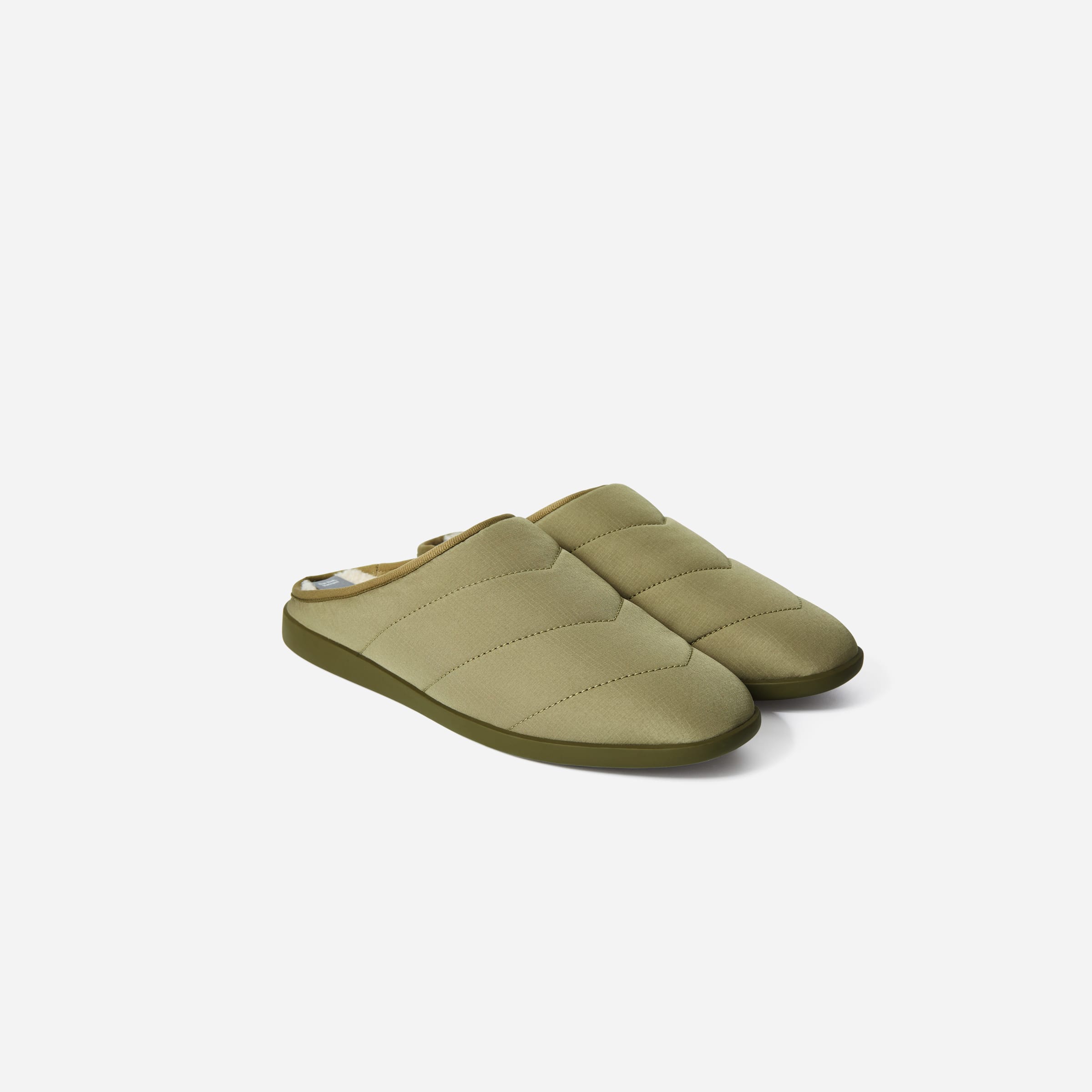 The ReNew Slipper Sage Everlane