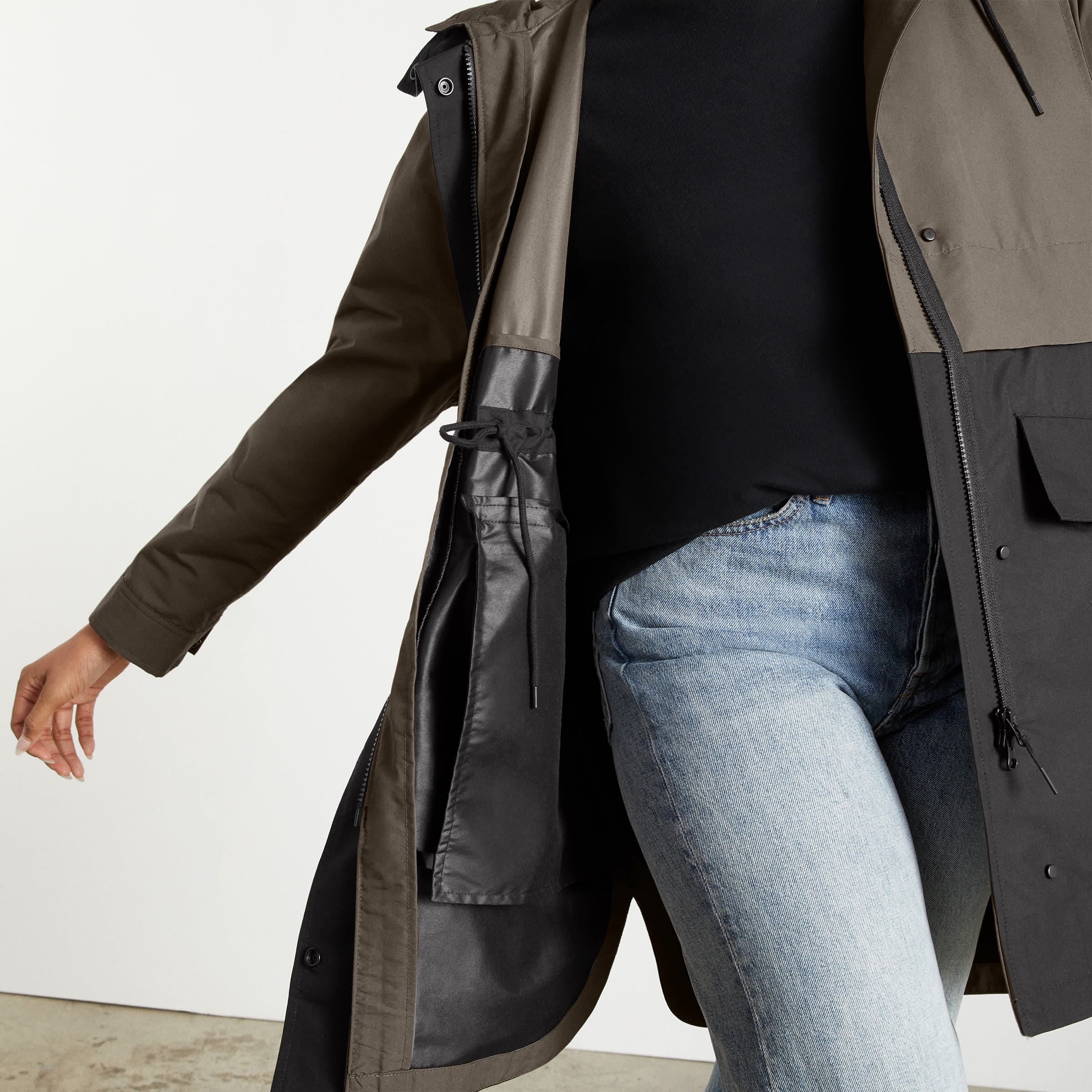 The ReNew Anorak Forest / Black – Everlane