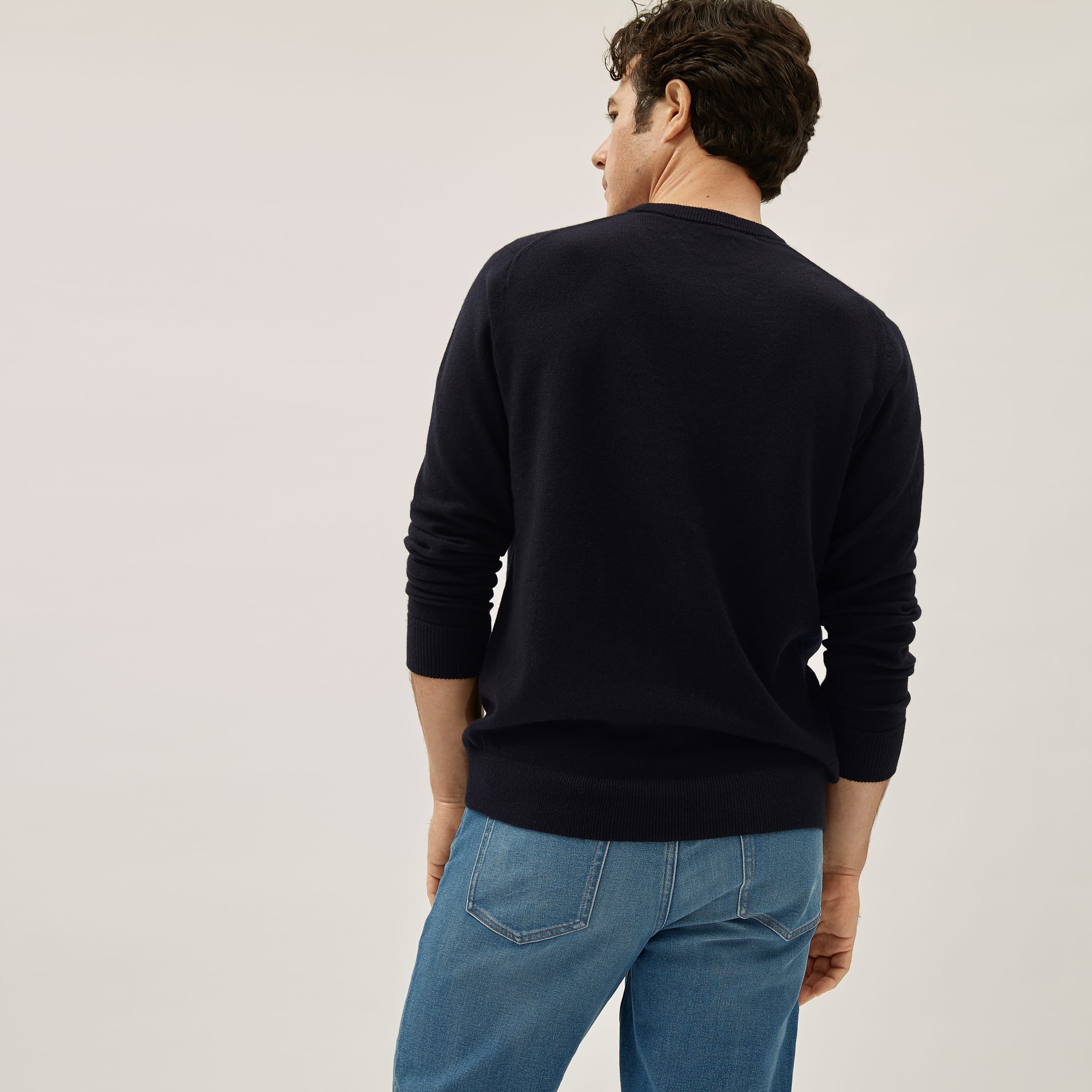Cashmere Crew Charcoal – Everlane