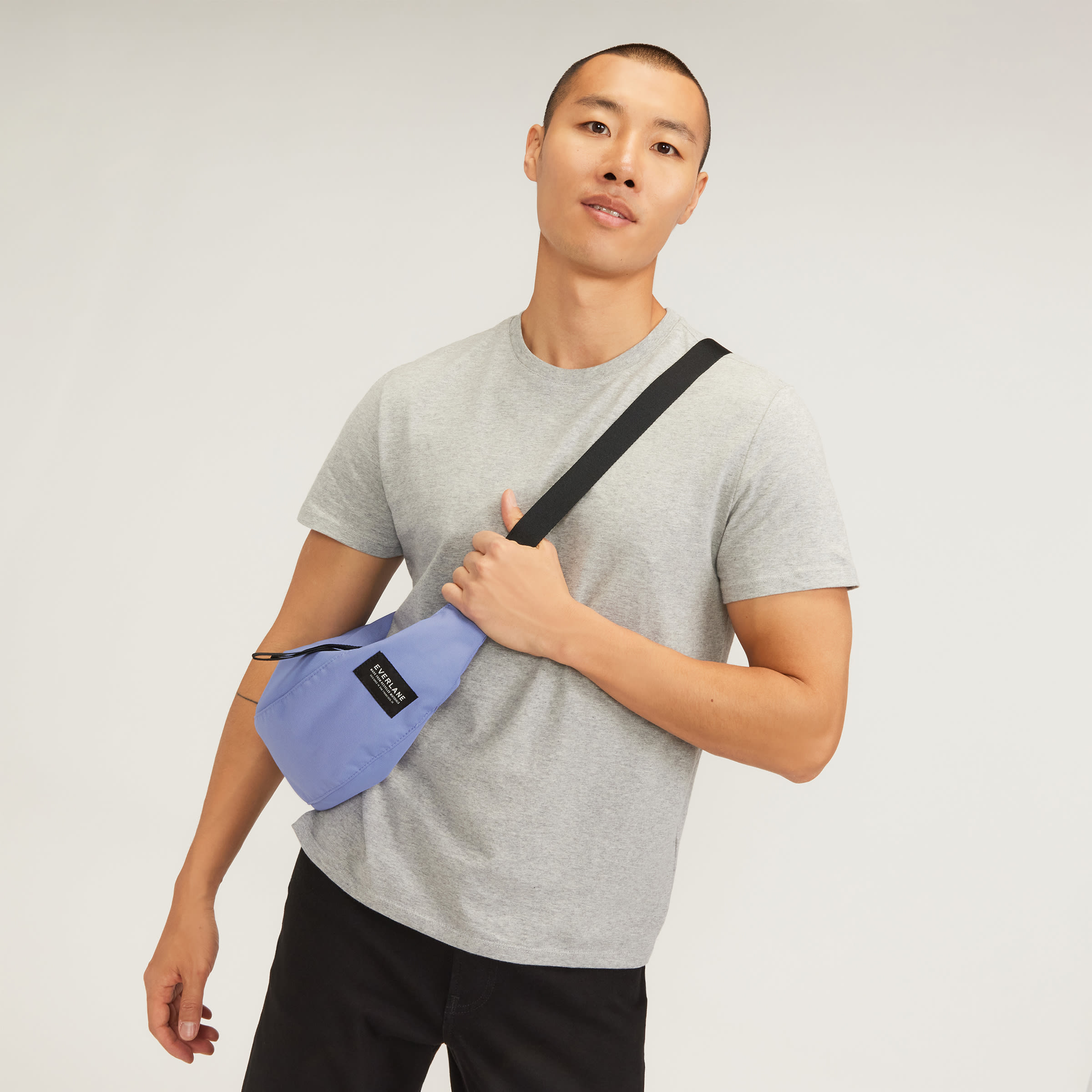 Everlane sling hotsell bag
