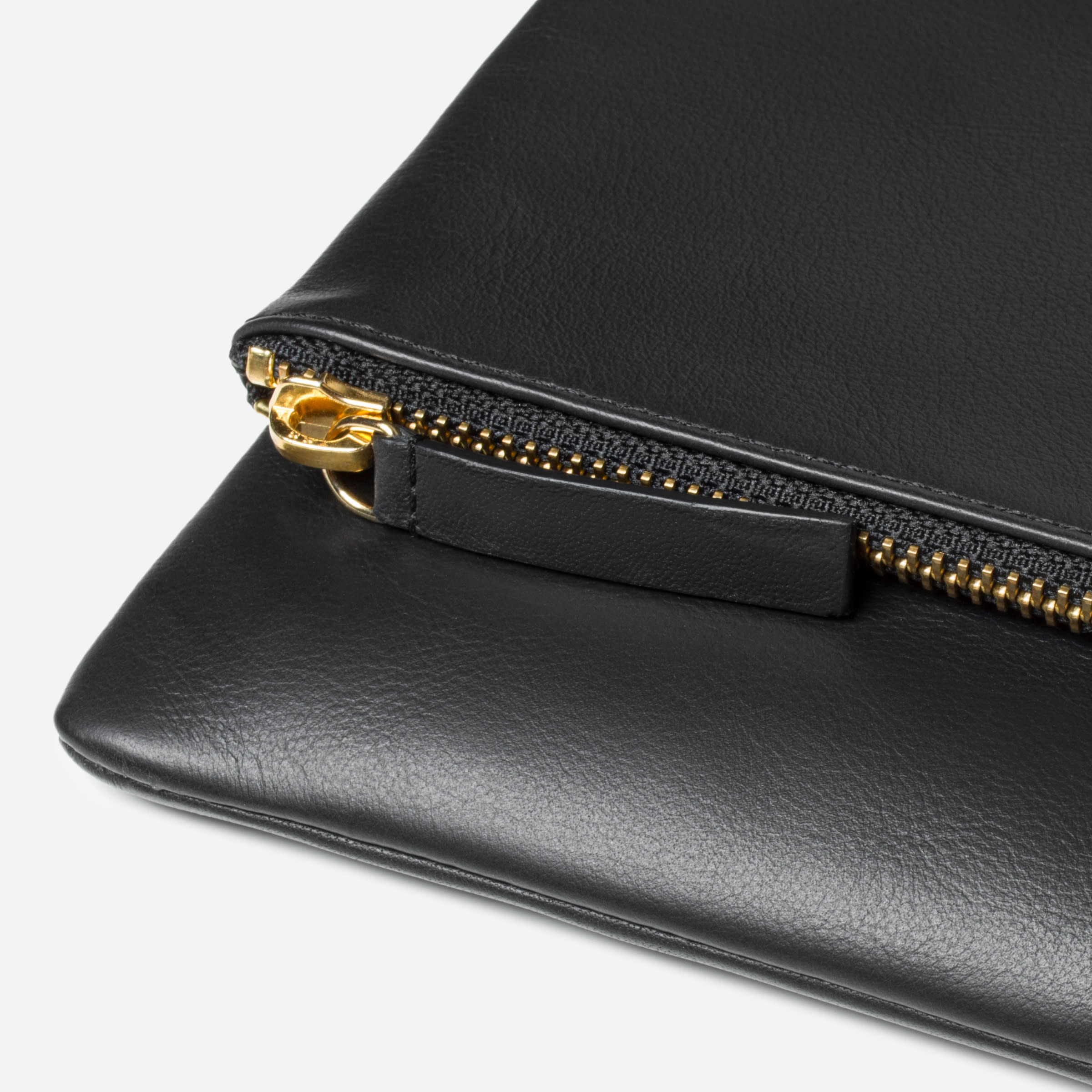 Everlane clutch store