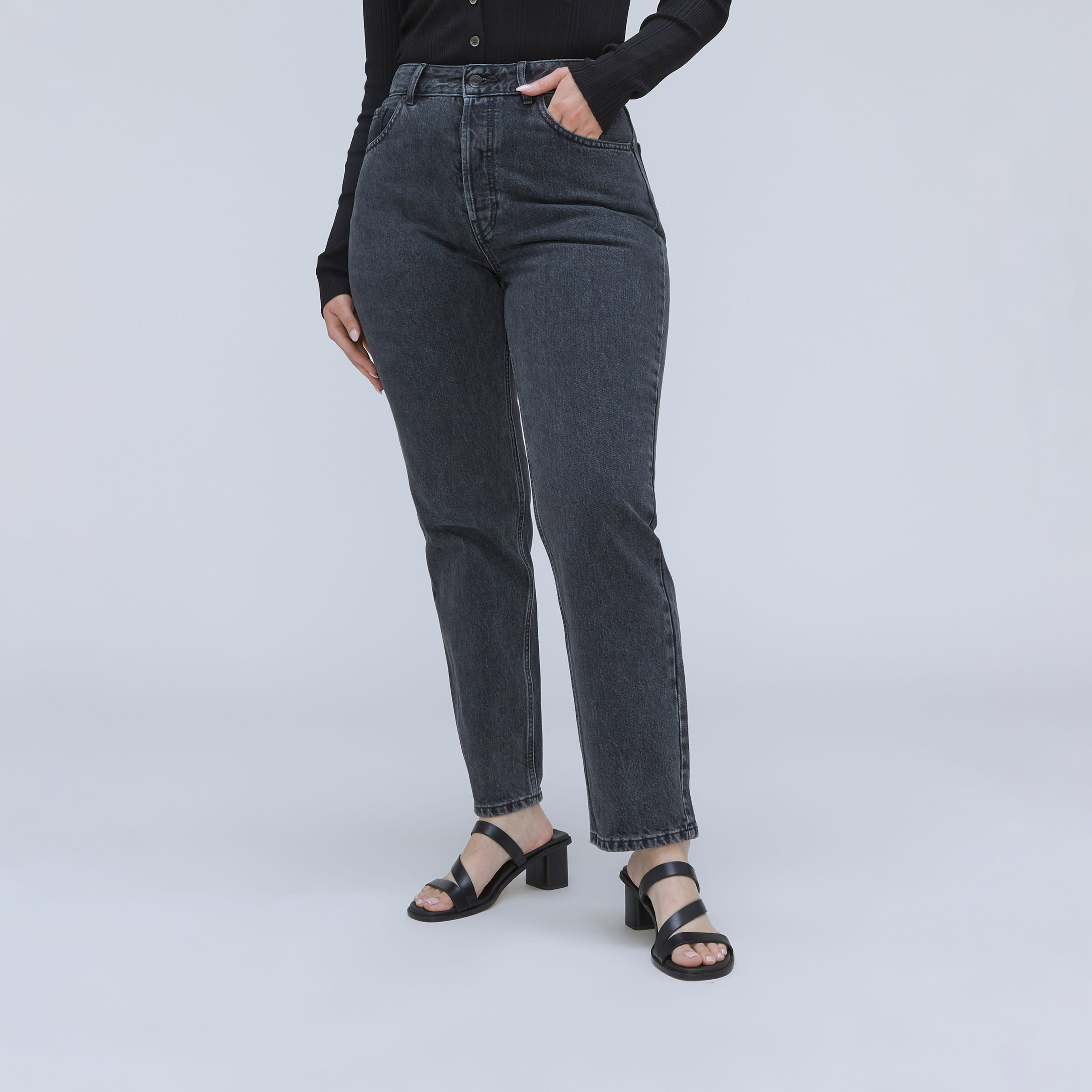 The Curvy '90s Cheeky® Jean Washed Black – Everlane