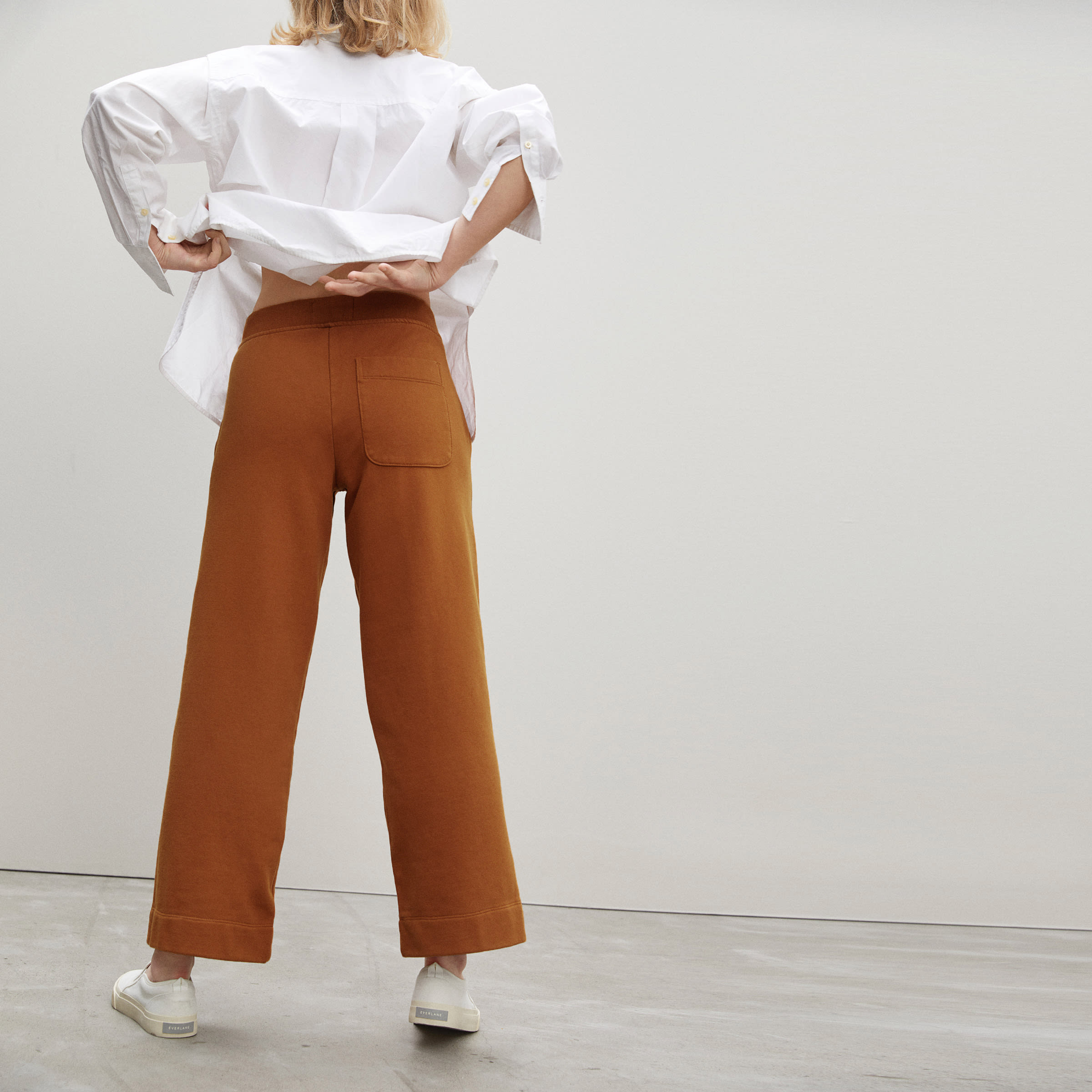 The Track Wide-Leg Pant Honey – Everlane