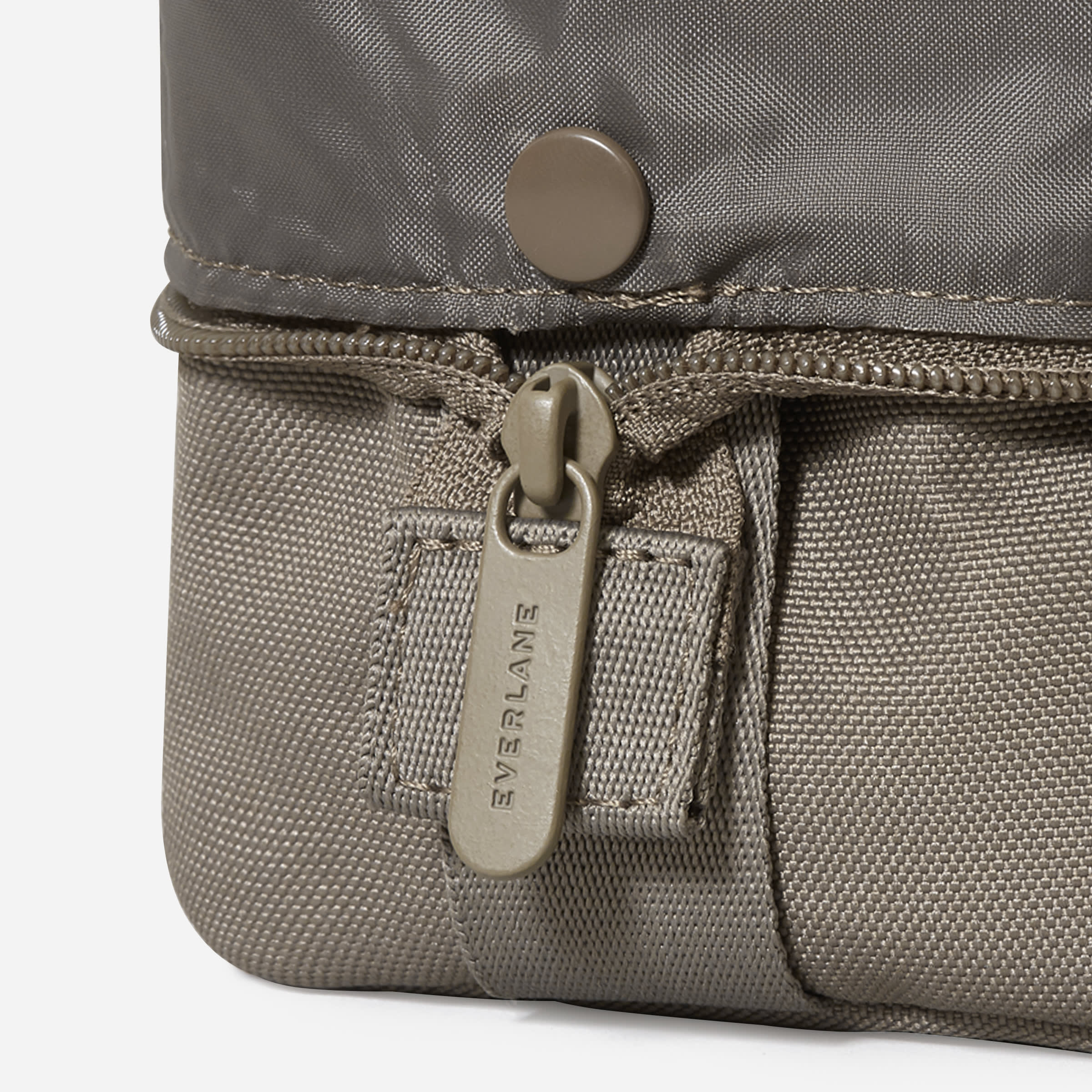 Everlane toiletry 2025 bag