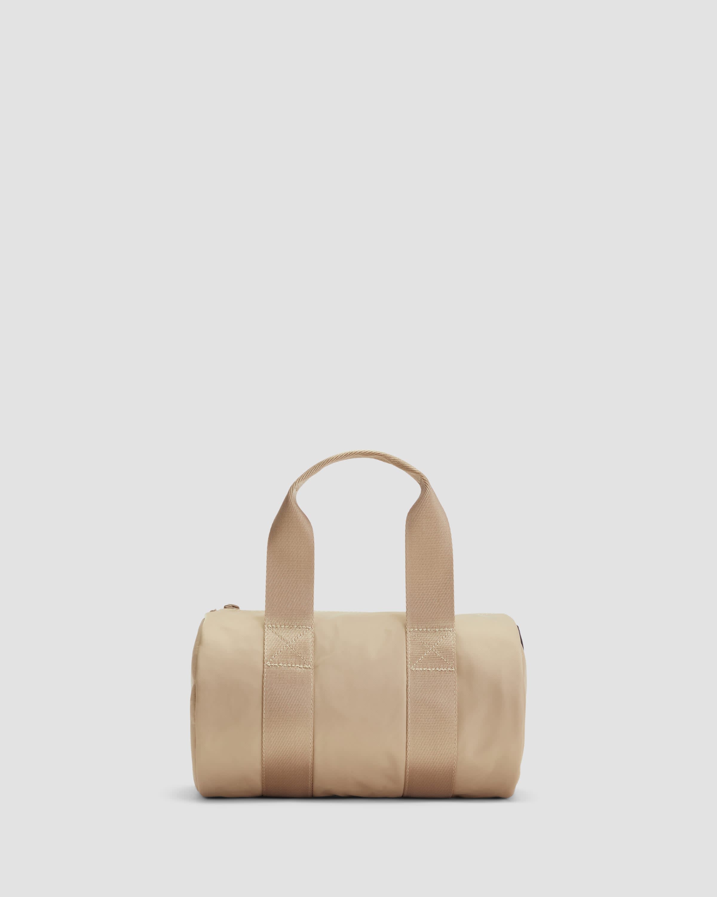 Everlane squishy shop shoulder bag