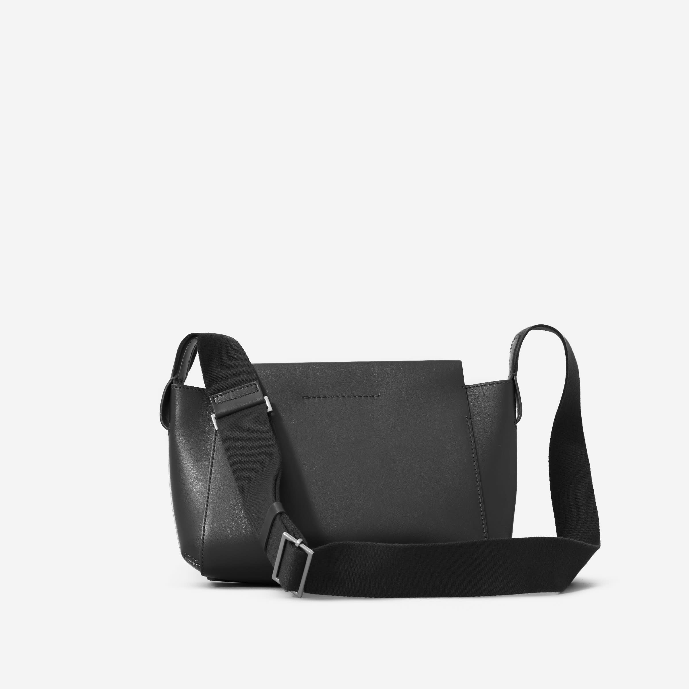 everlane form mini bag