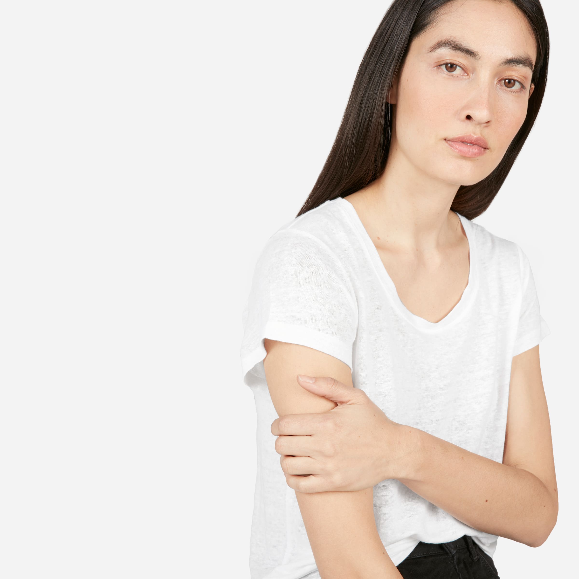 The Linen Scoop-Neck Tee White – Everlane