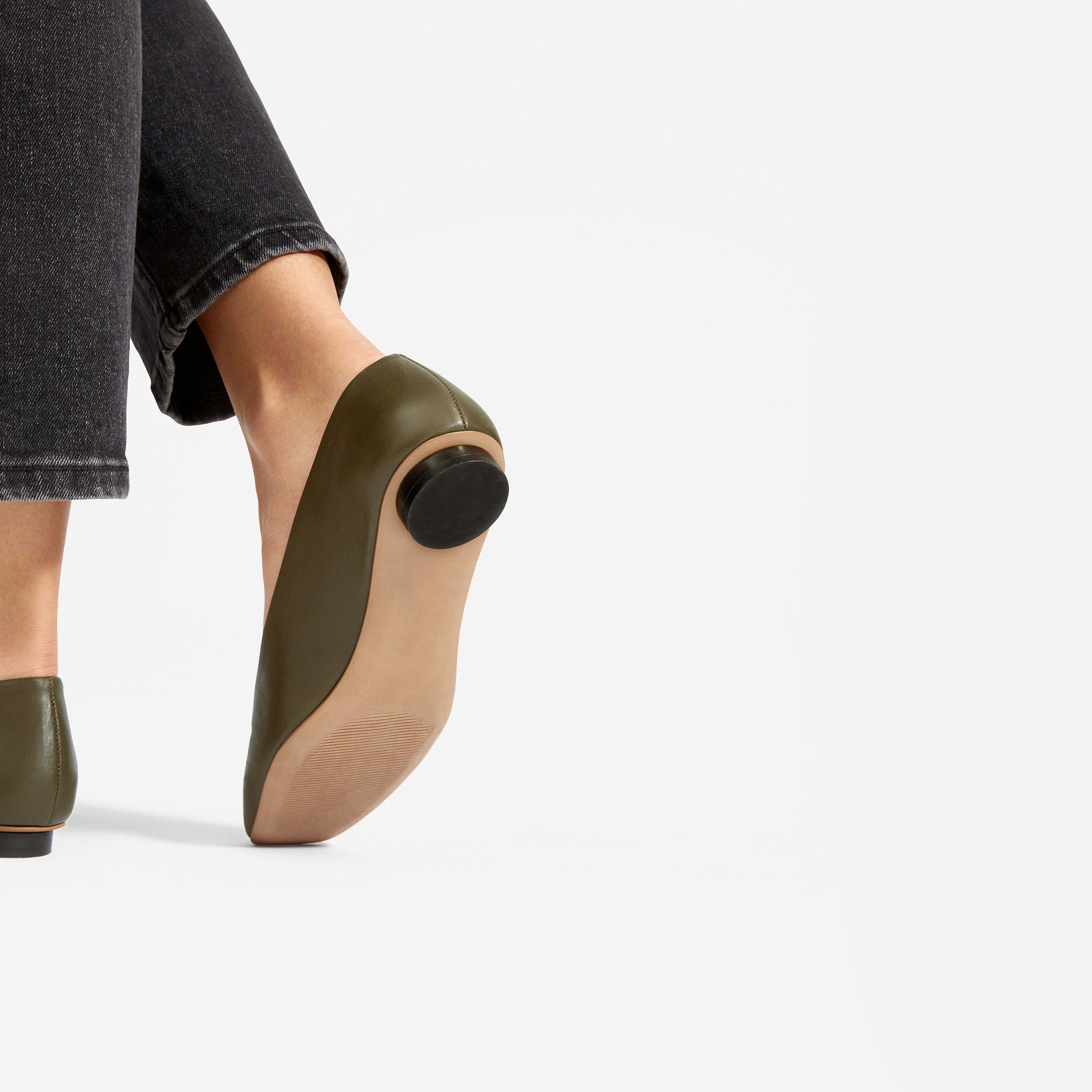everlane square toe flat review