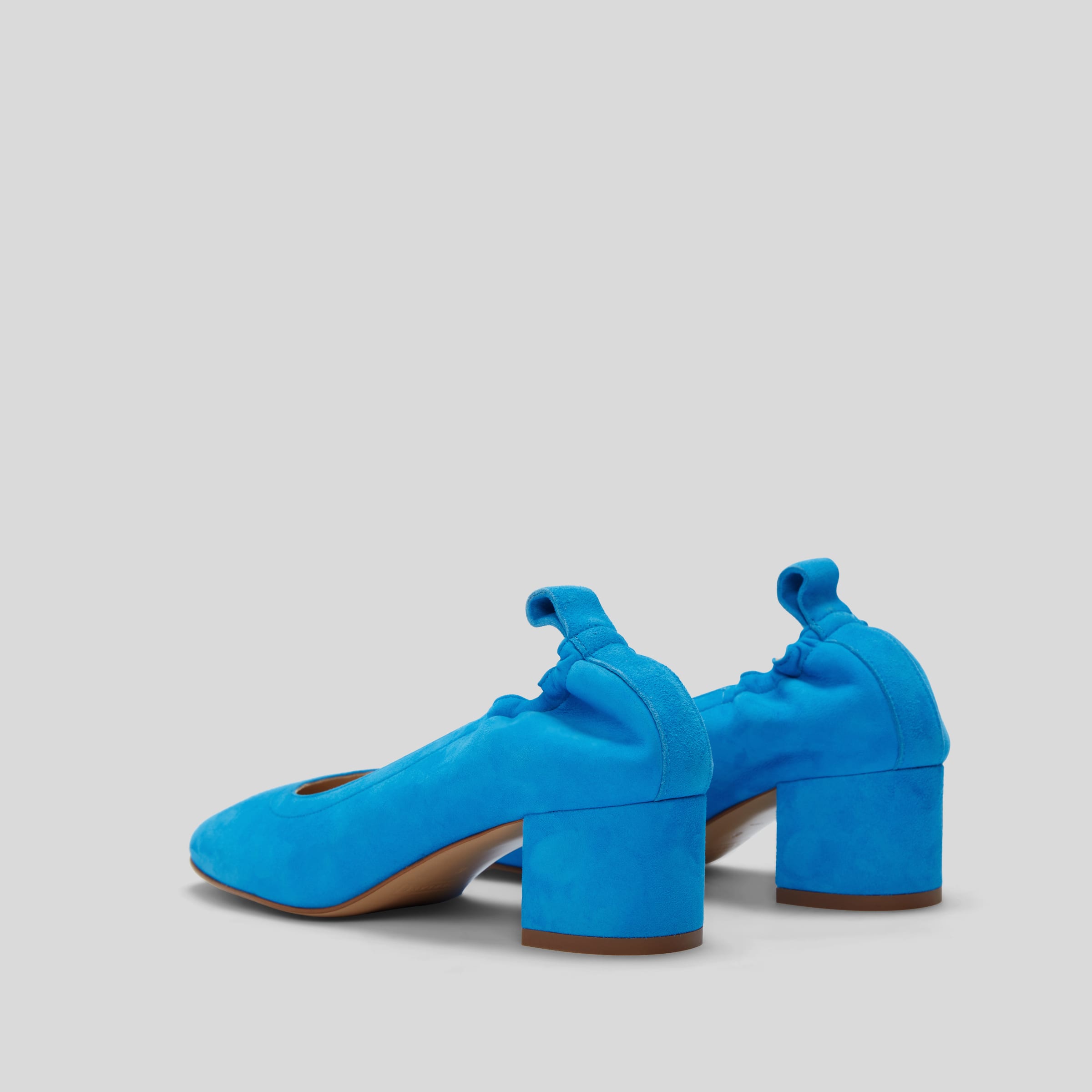 The v heel best sale everlane