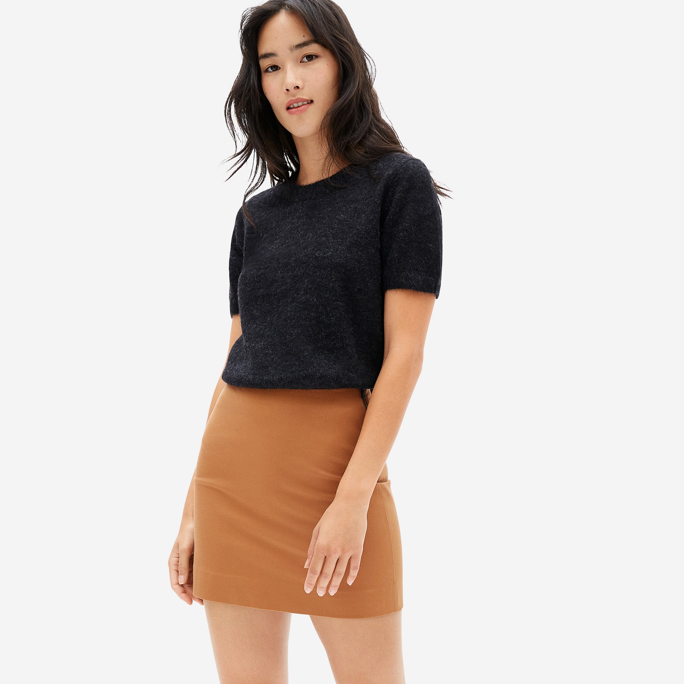 The Alpaca Sweater Tee Heathered Black Everlane