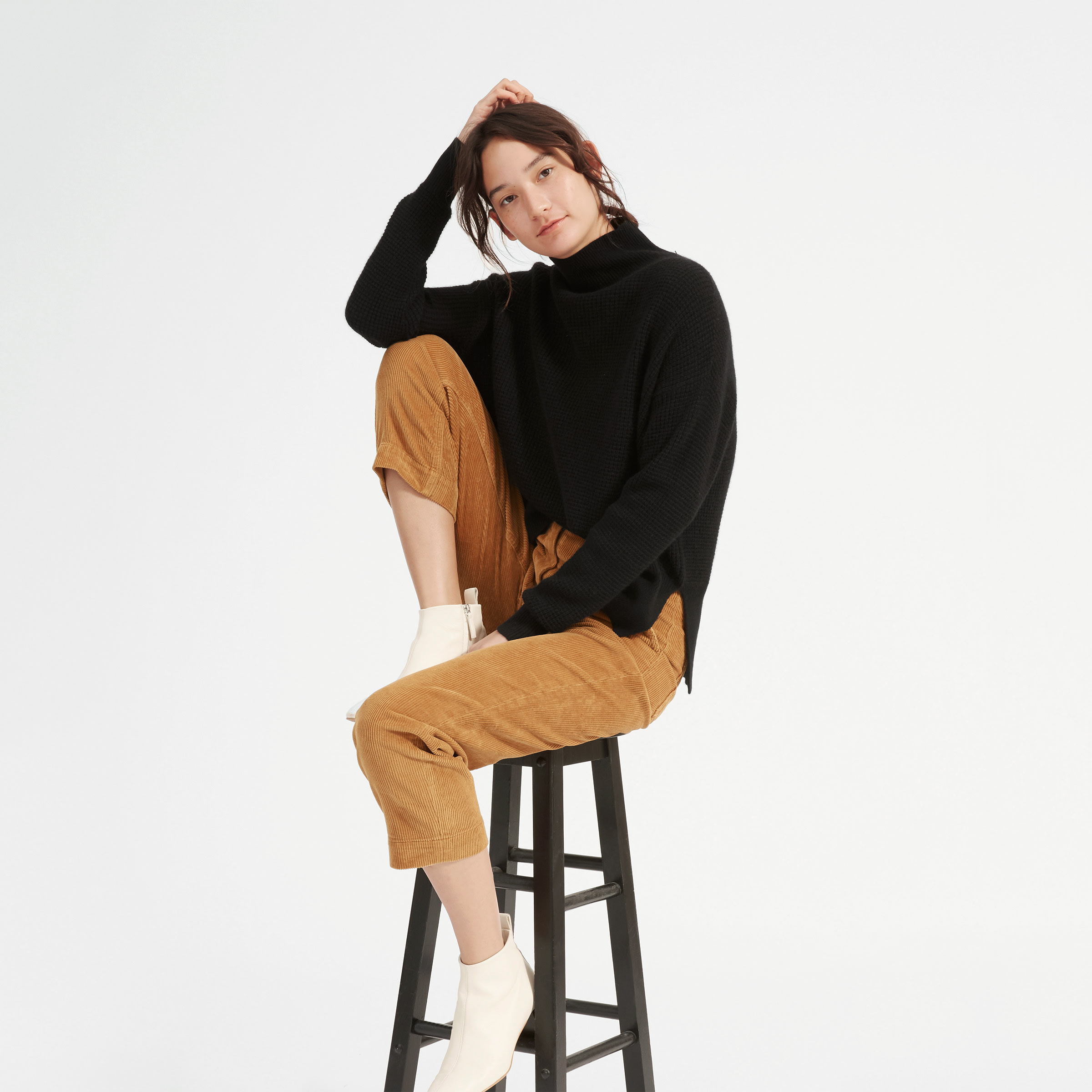 The Cashmere Waffle Square Turtleneck Black Everlane