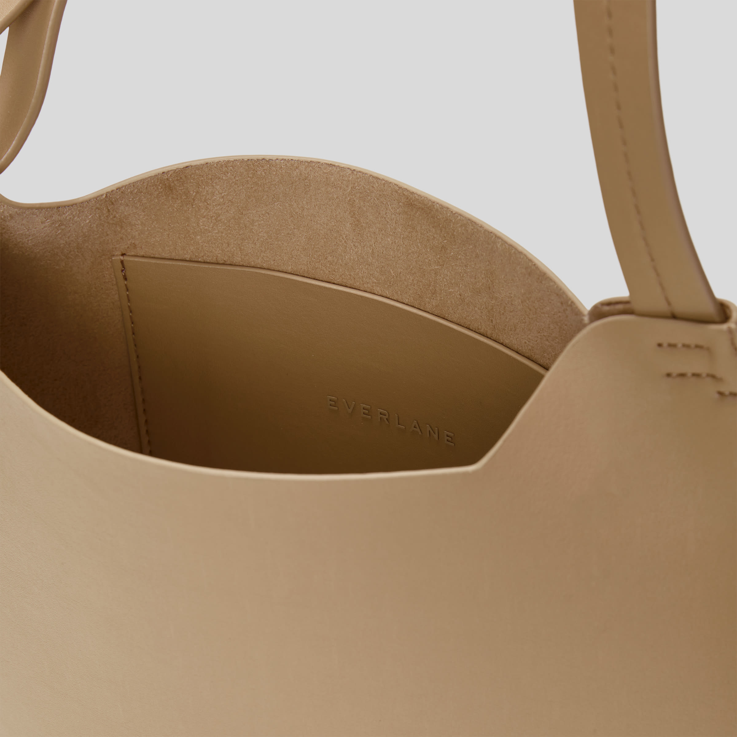 Review: Is Everlane's Cactus Leather Hobo bag worth $228?