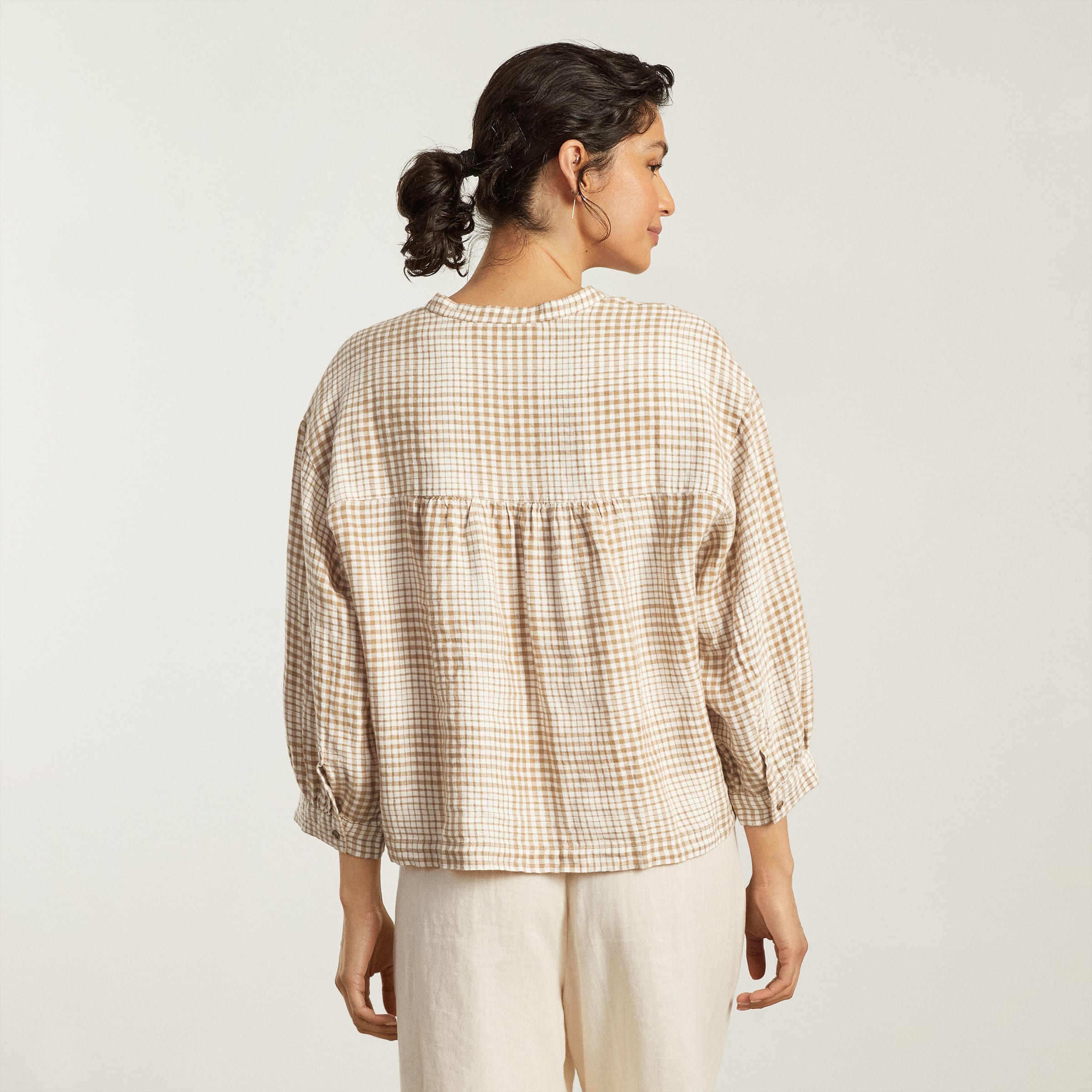 The Linen Billow Blouse Iced Coffee 