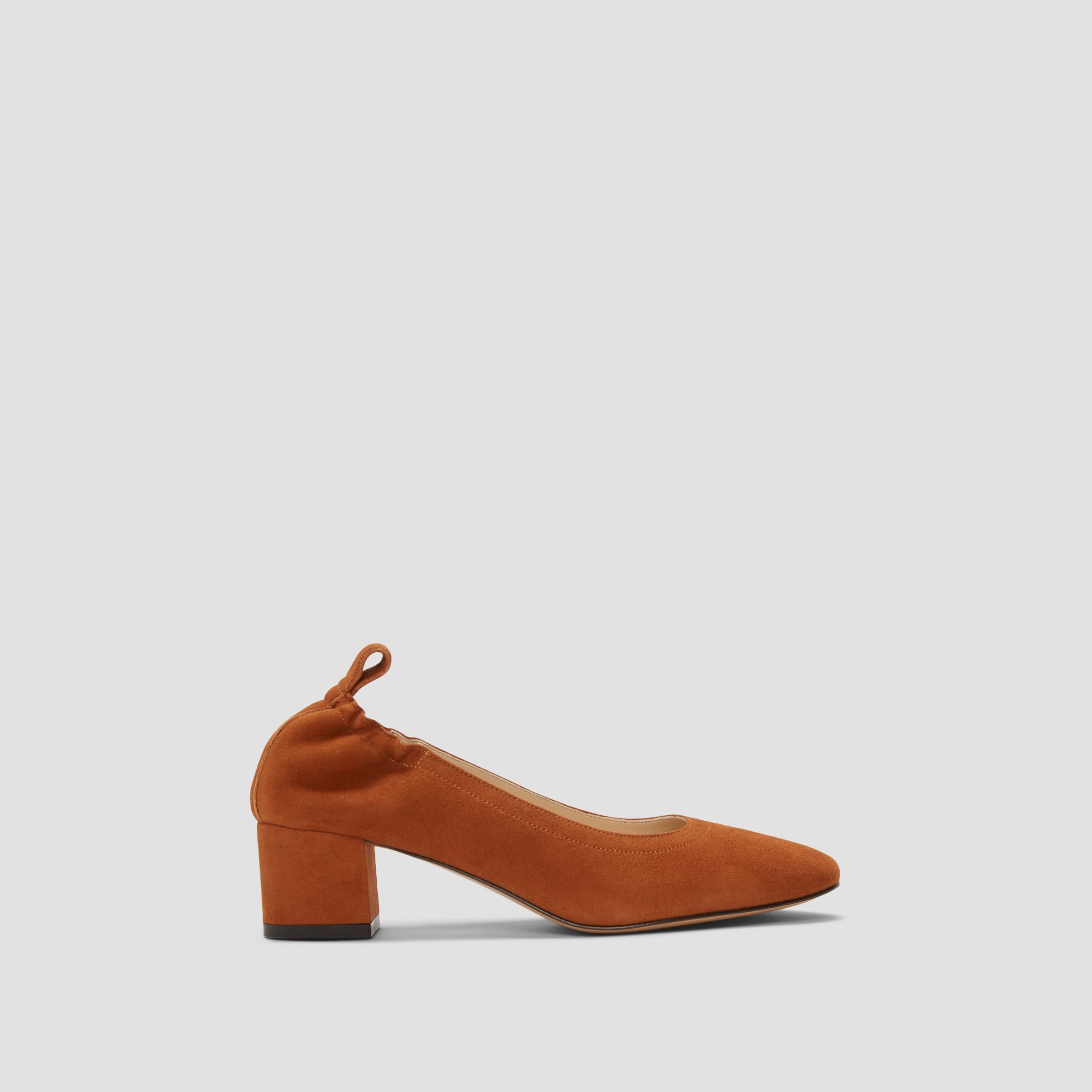 The brown suede block heel you need for the office  Block heels outfit, Brown  heels outfit, Suede heels outfit