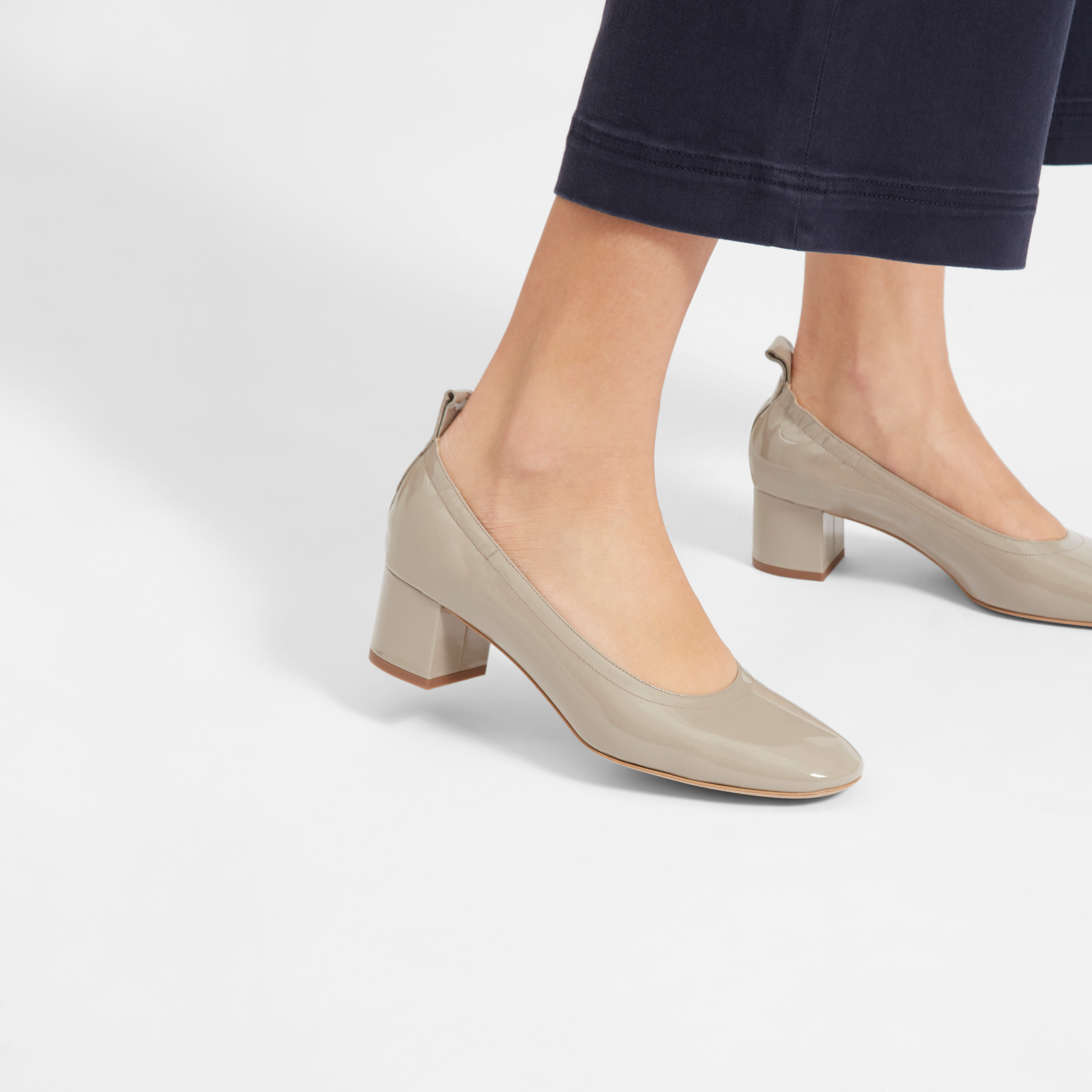 everlane day heel pale rose