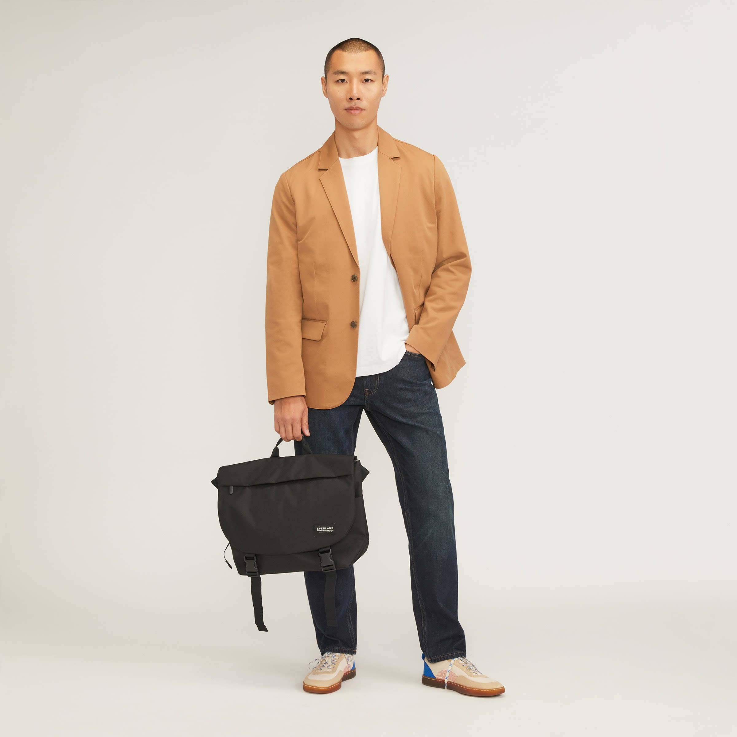 Everlane messenger bag store