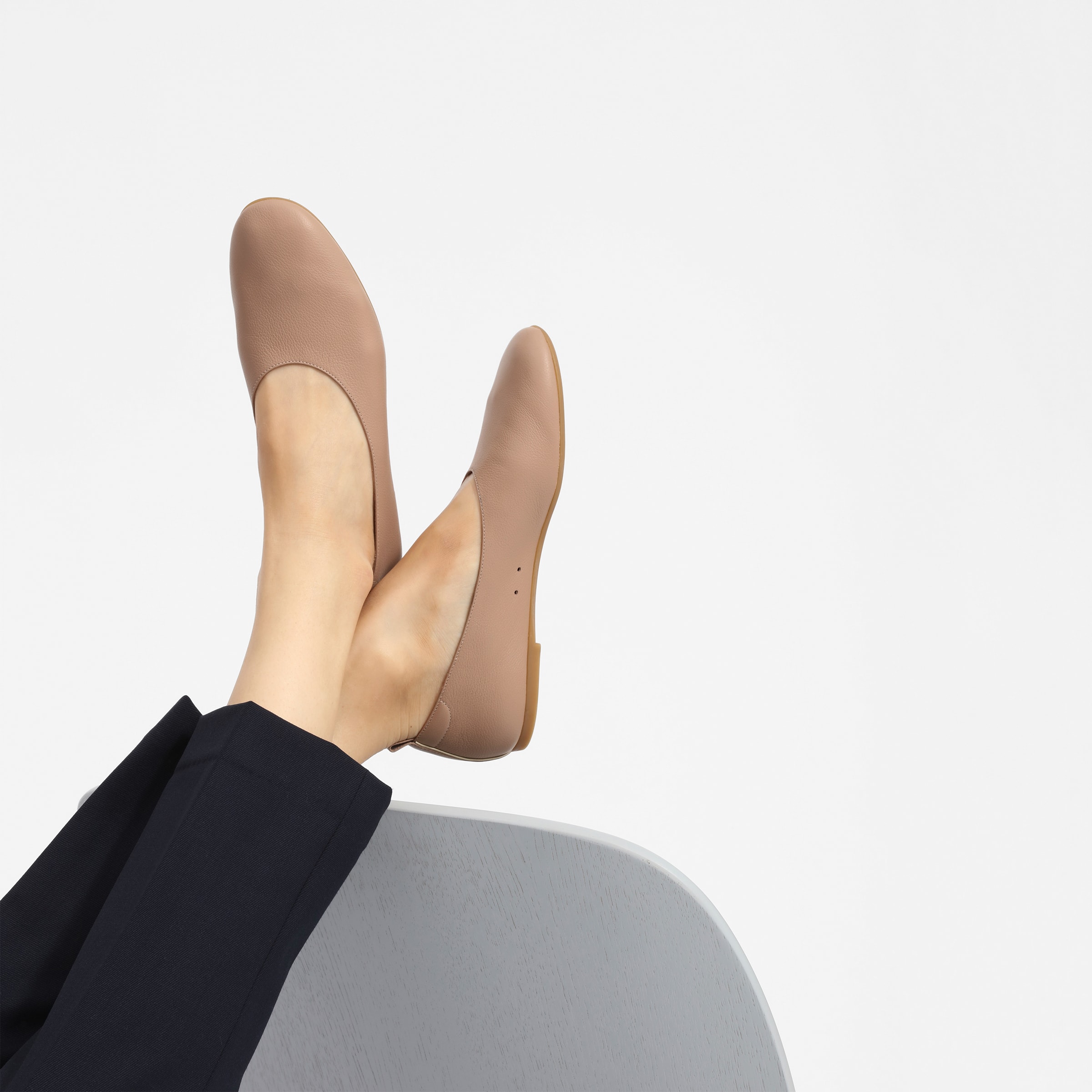 everlane day glove sizing