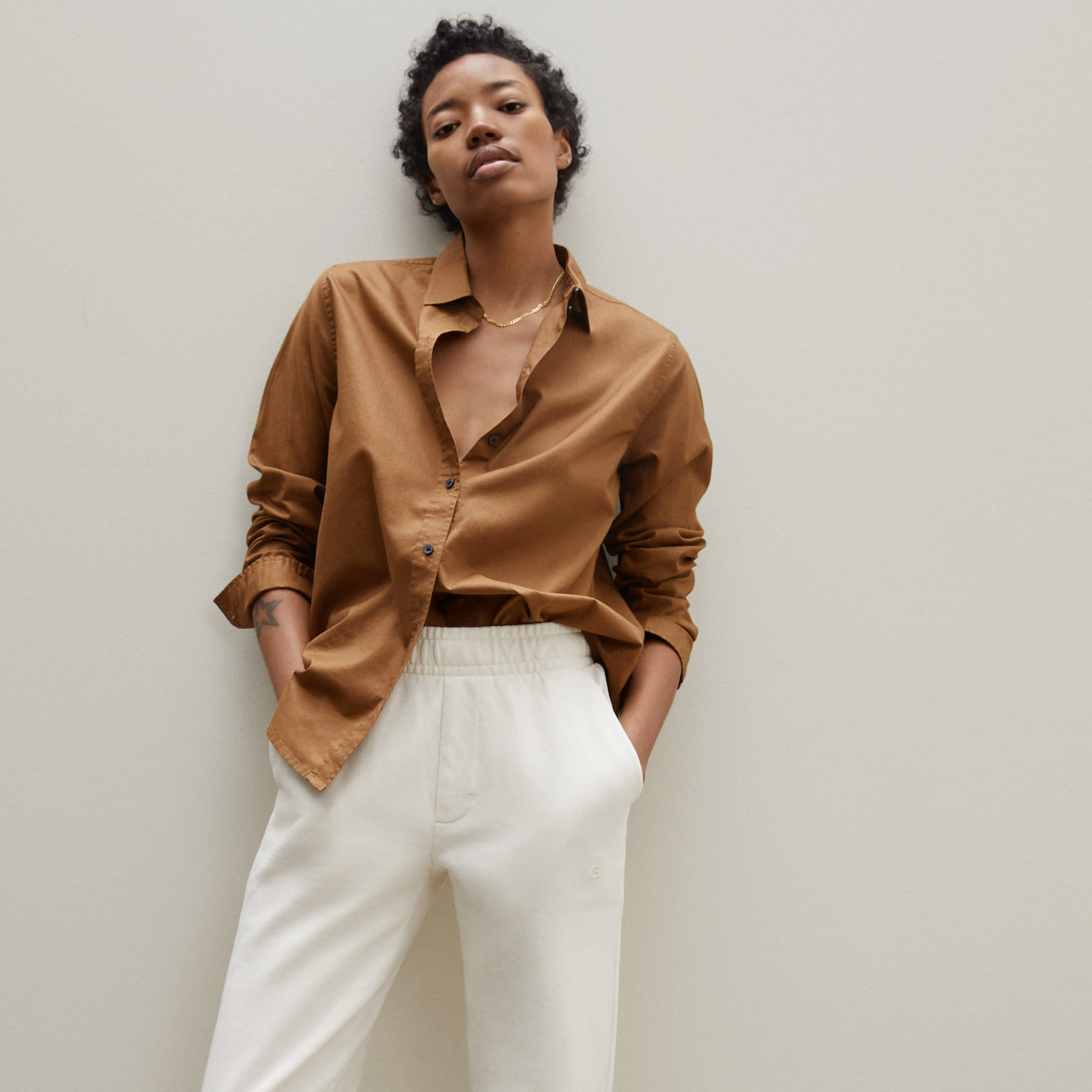 The Silky Cotton Relaxed Shirt Walnut