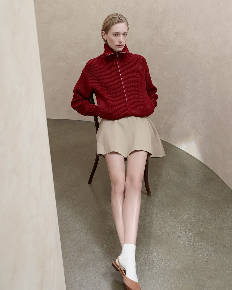 Everlane pic description