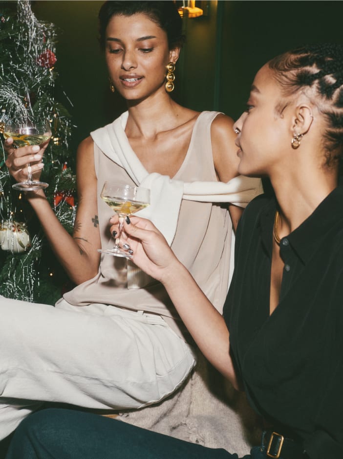 Everlane pic description