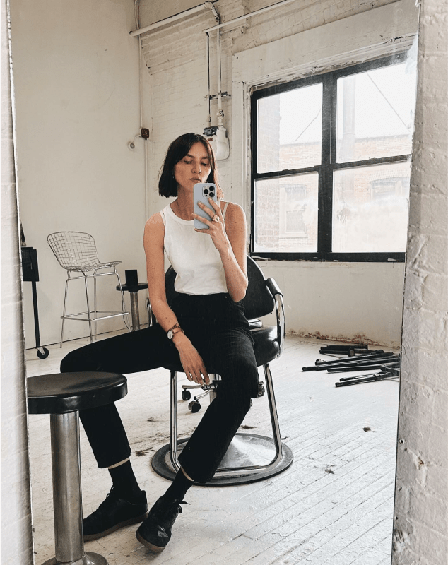 Everlane pic description