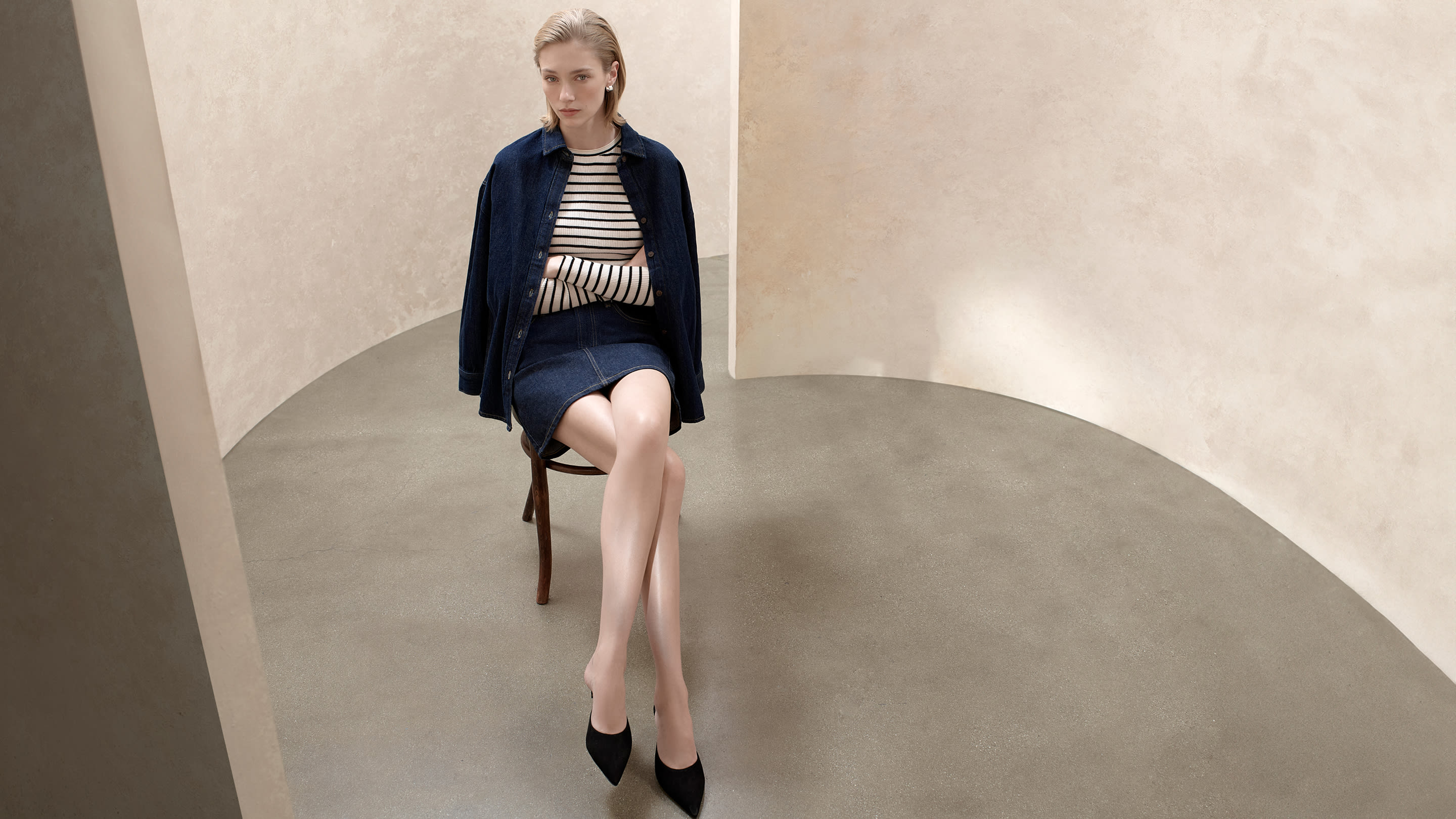 Everlane pic description