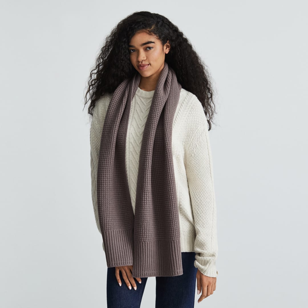 Everlane The Felted Merino Waffle-Knit Scarf