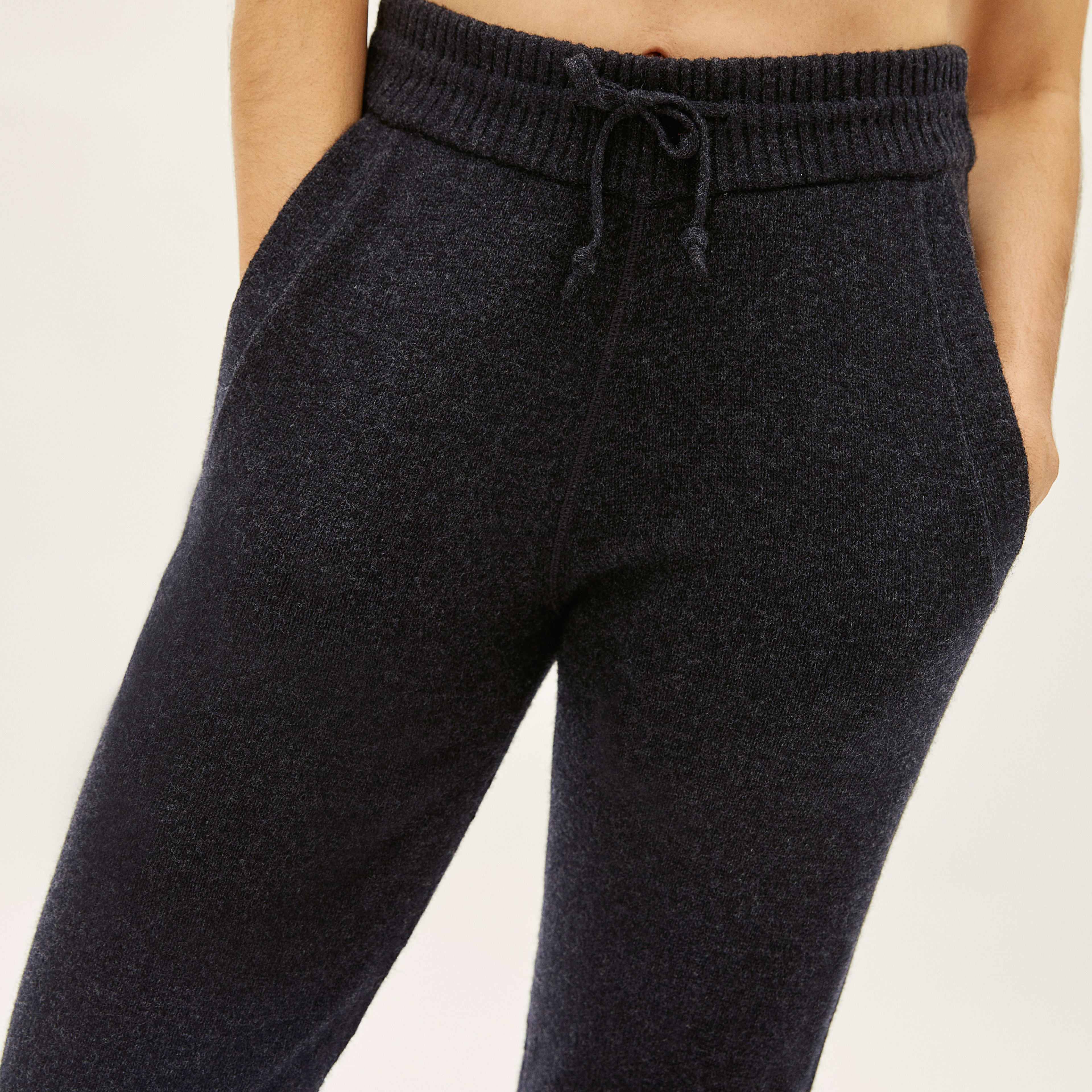 The Felted Merino Track Pant Charcoal – Everlane